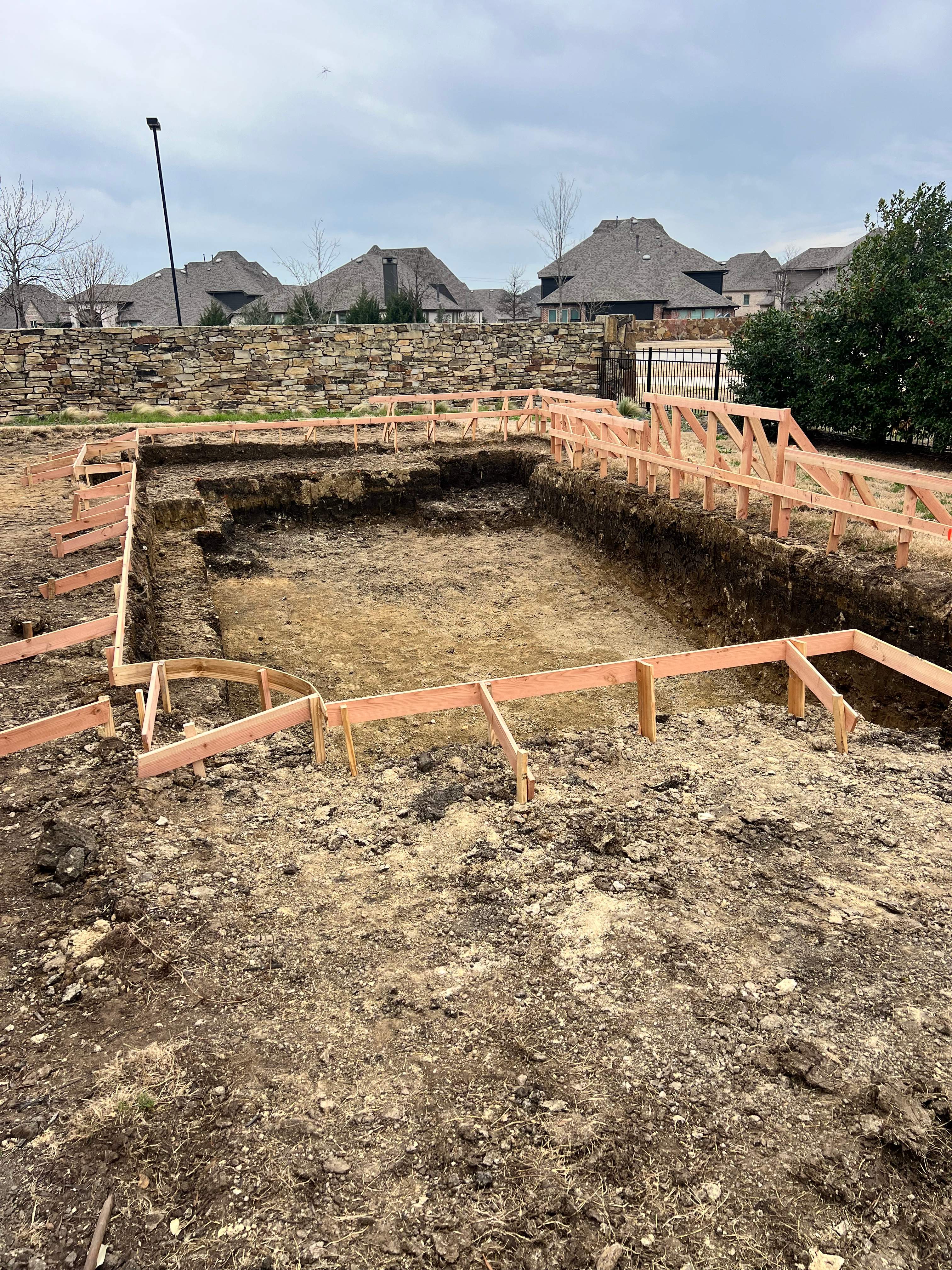 Geometric Pool with Raised Spa by Pinnacle Pools and Spas - DFW