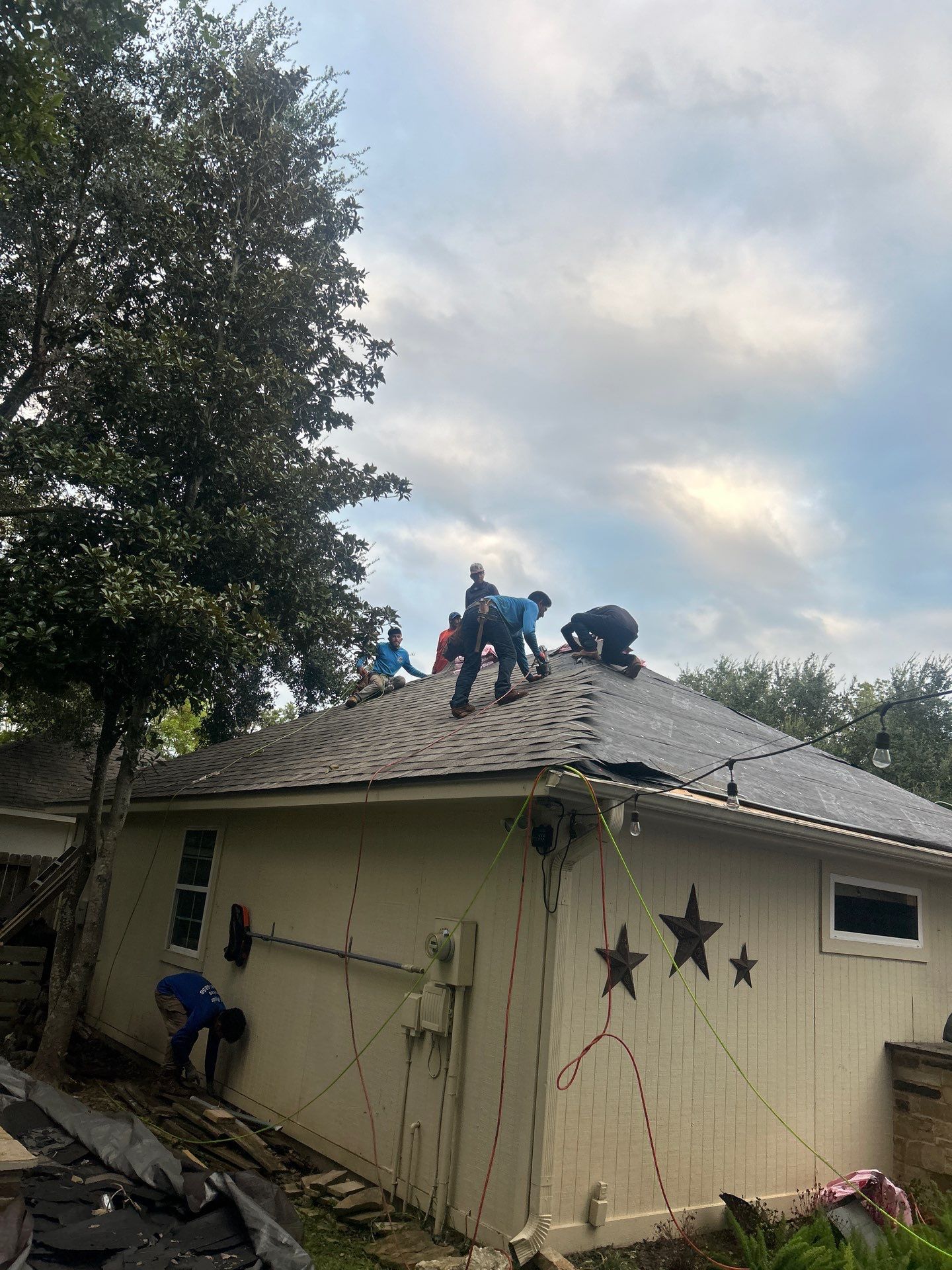 Residential Roofing Installation using Owen's Corning Duration (Lifetime) Shingles by Roof Repair Company