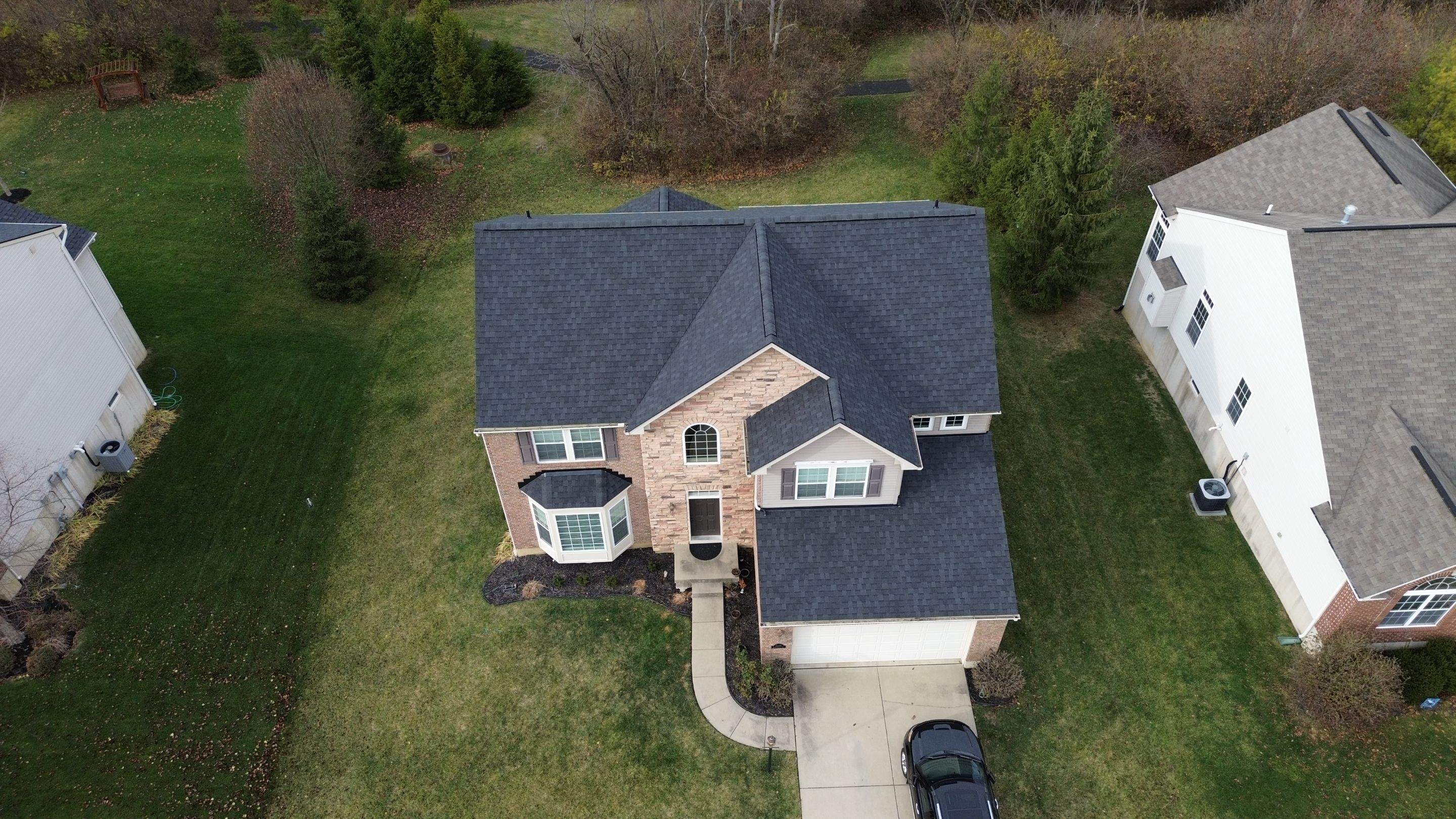 Liberty Township - Pristine Black by Tamlin Roofing