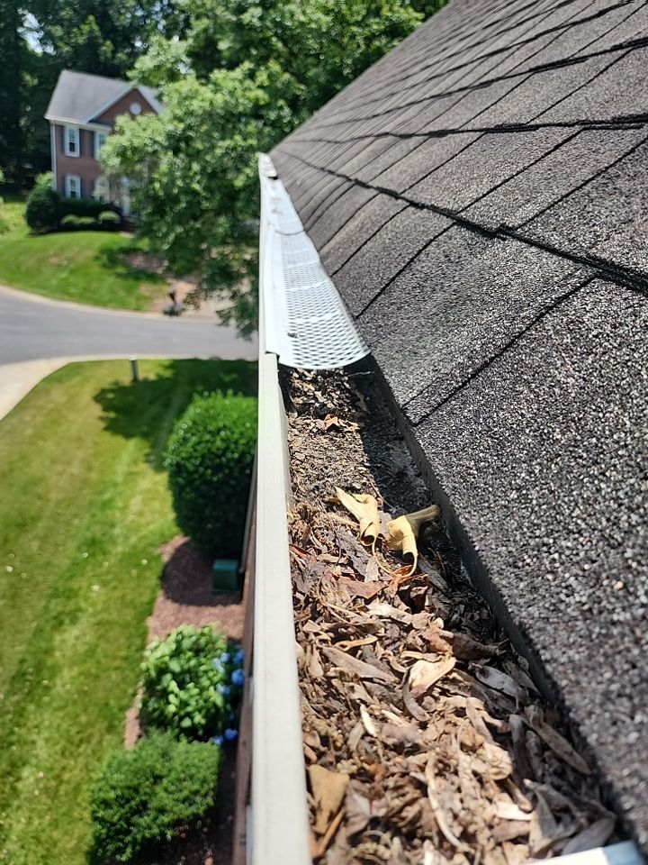 House Wash using cleaner by Power Wash Masters LLC