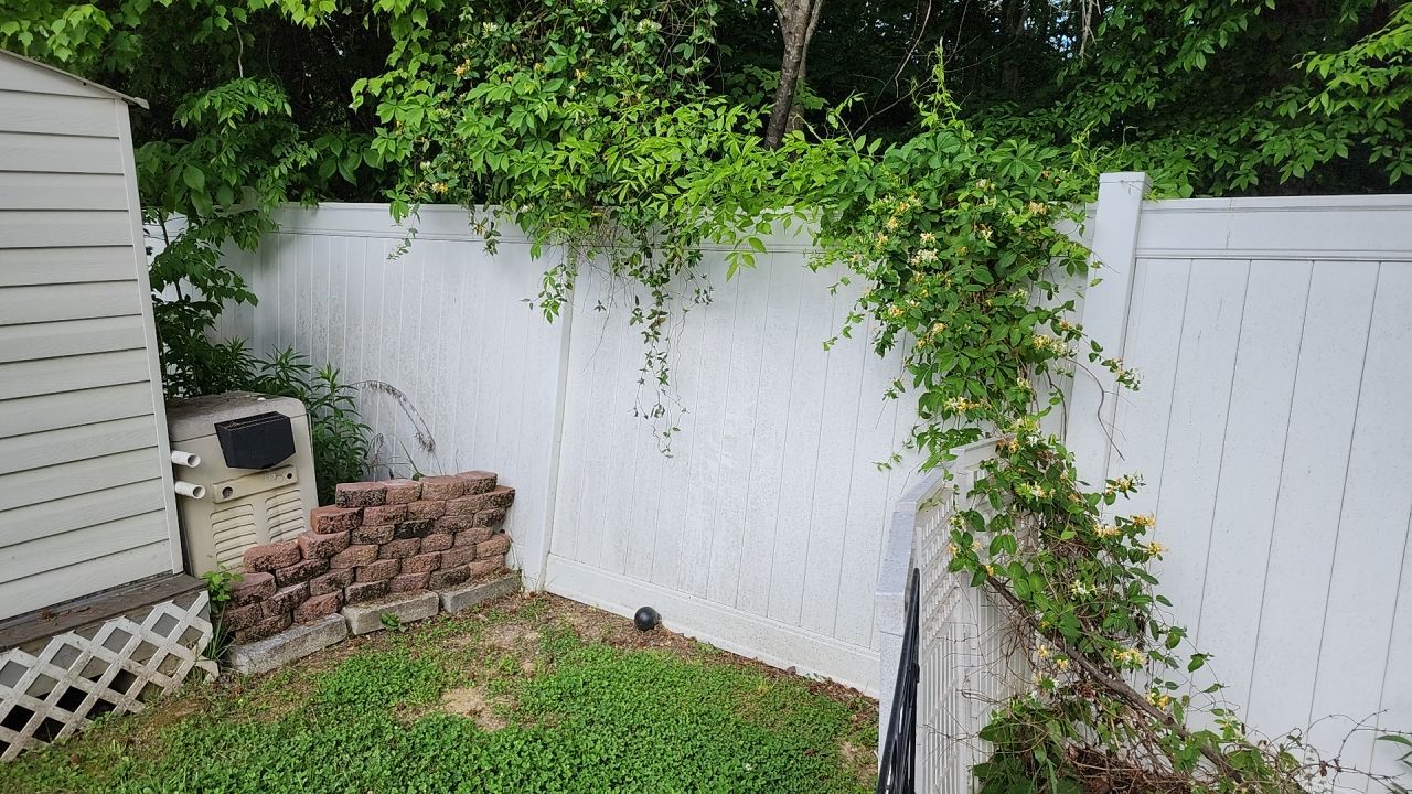House Wash using cleaner by Power Wash Masters LLC