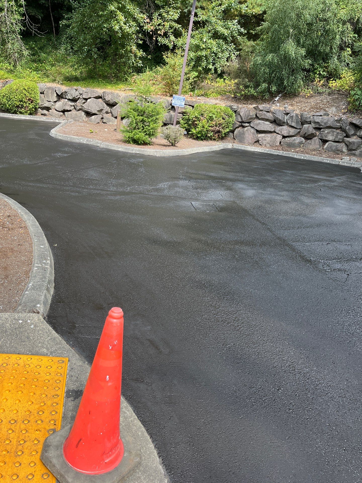 Asphalt Patch Repairs & Sealcoating | Kenmore   by Jireh Asphalt & Concrete Inc 