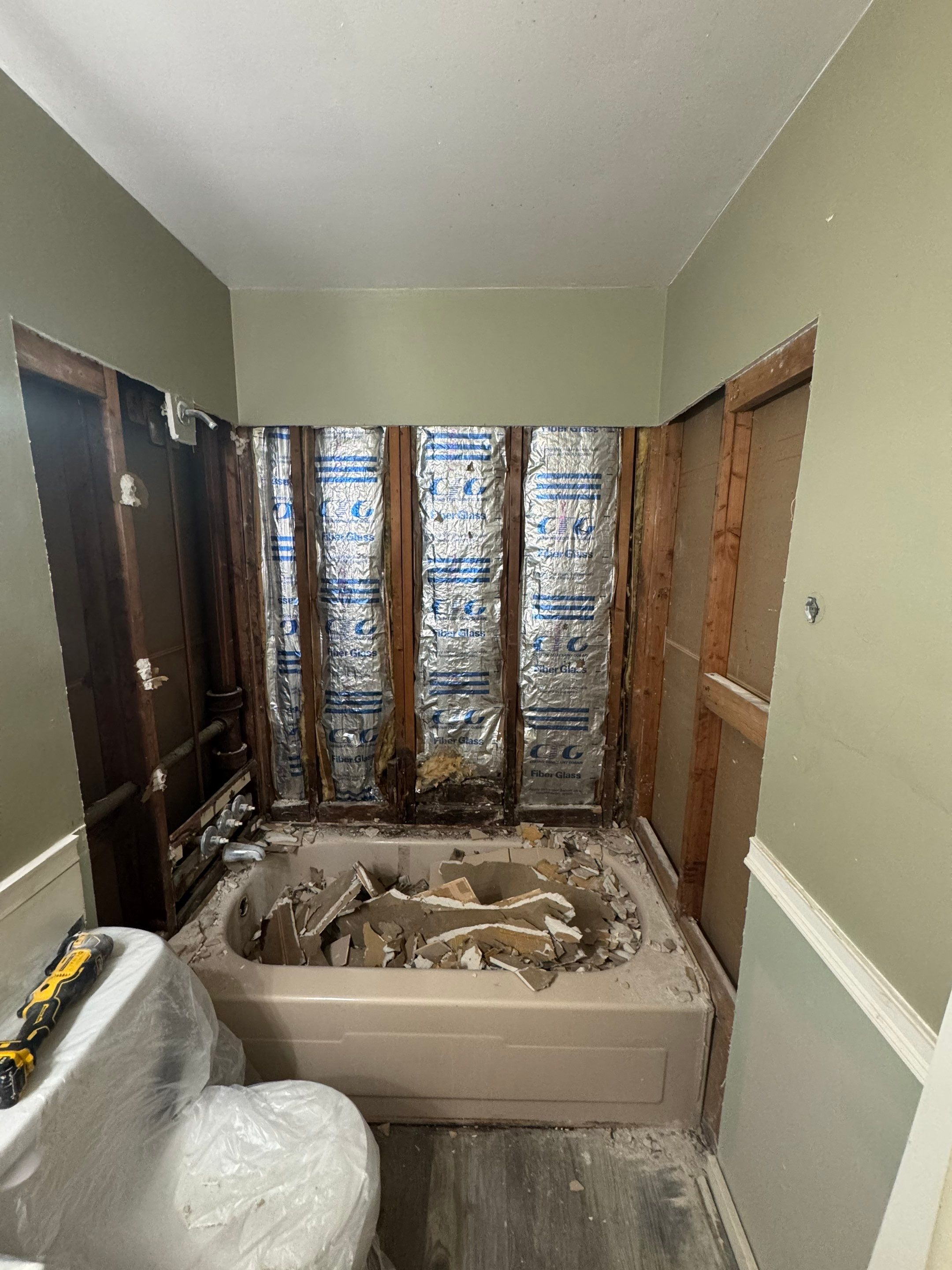 Tub replacement by Window Depot of Annapolis