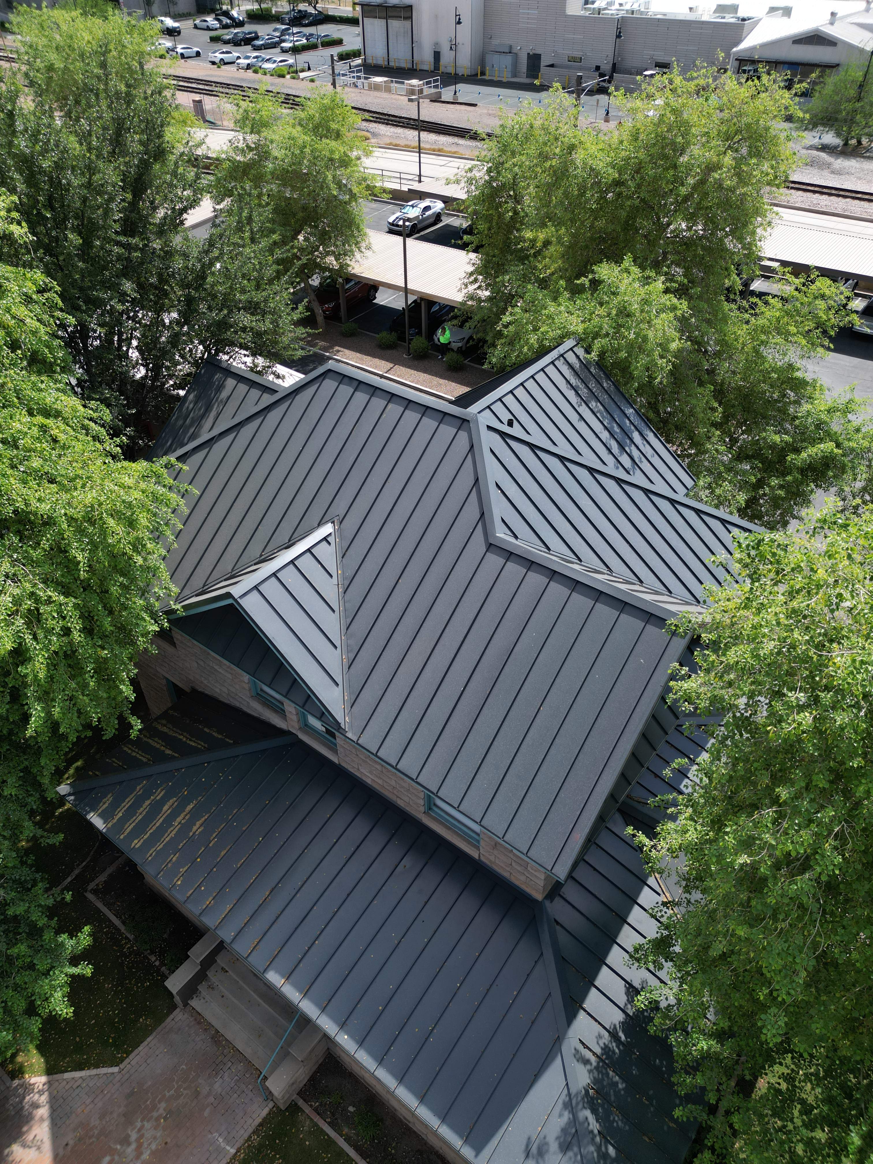 Graphite Gray Standing Seam by Reimagine Roofing