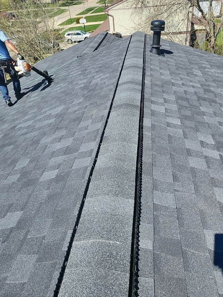 ATLAS PINNACLE COLOR: BLACK SHADOW DRIP EDGE: WHITE by Eagle Eye Roofing