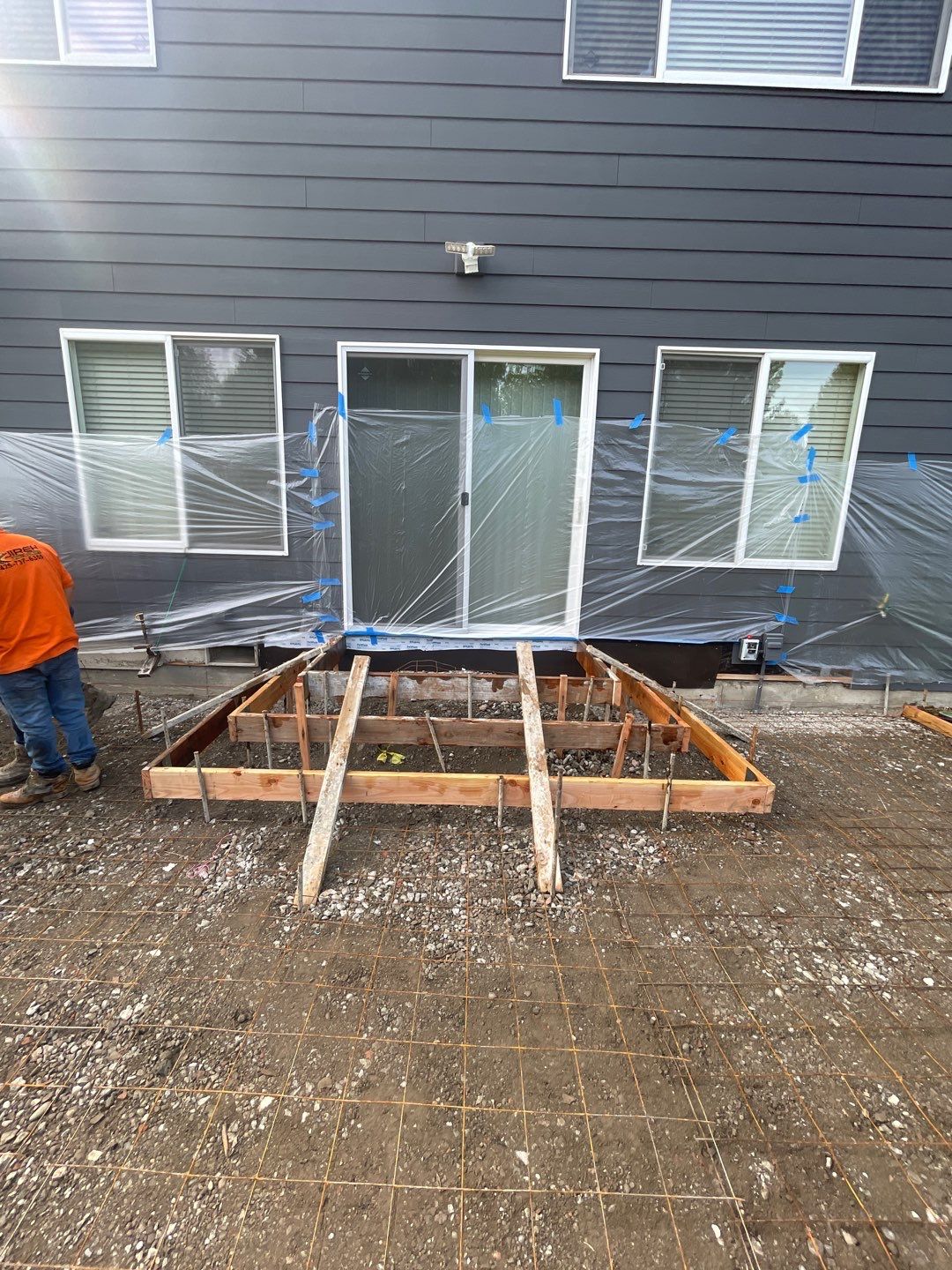 Ty | Concrete Patio by Jireh Asphalt & Concrete Inc 