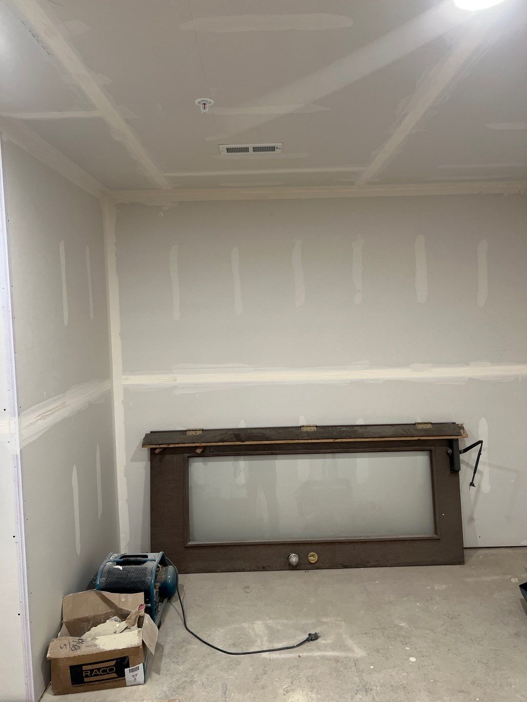 Commercial Office Remodel by MMDS