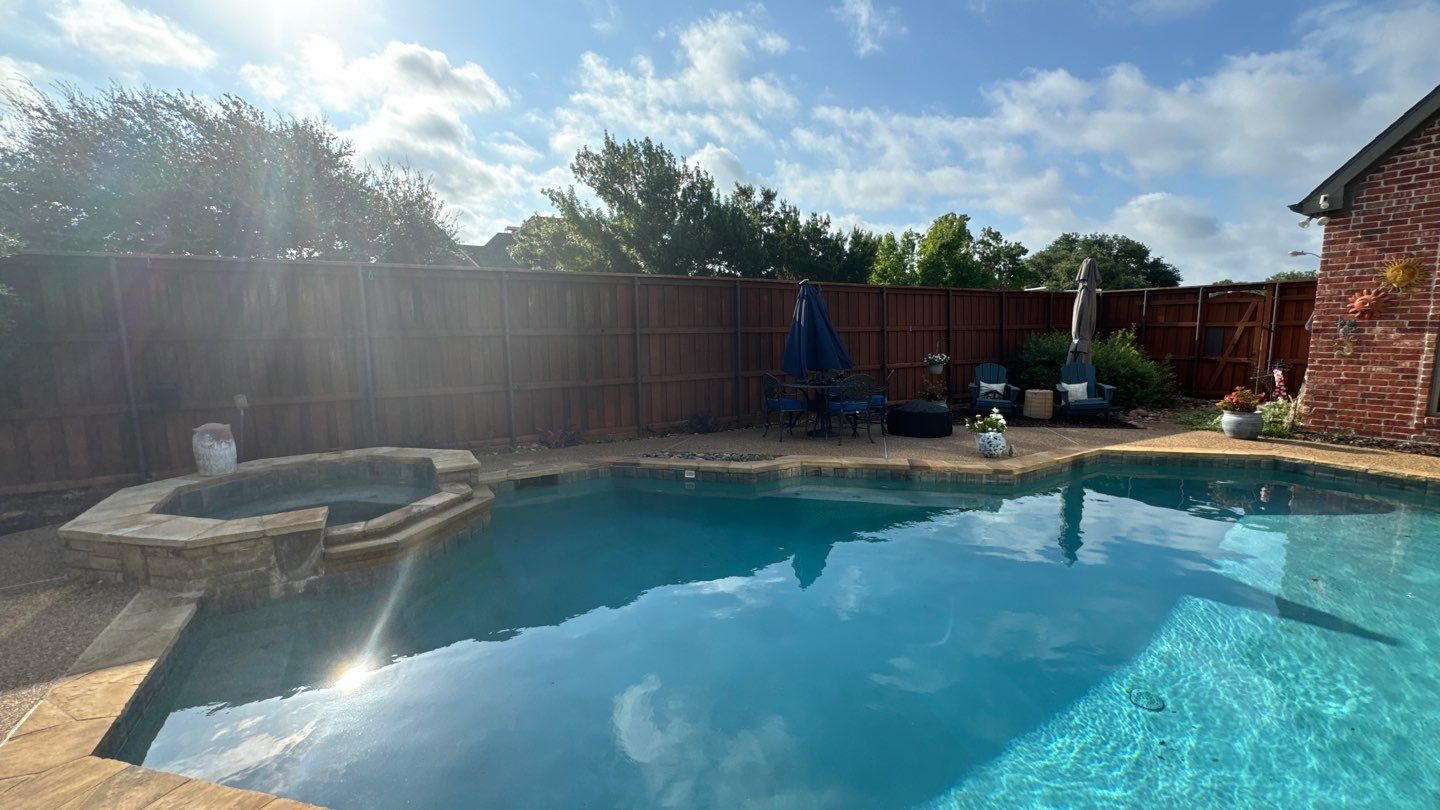 Fence Staining by Nomad Painting