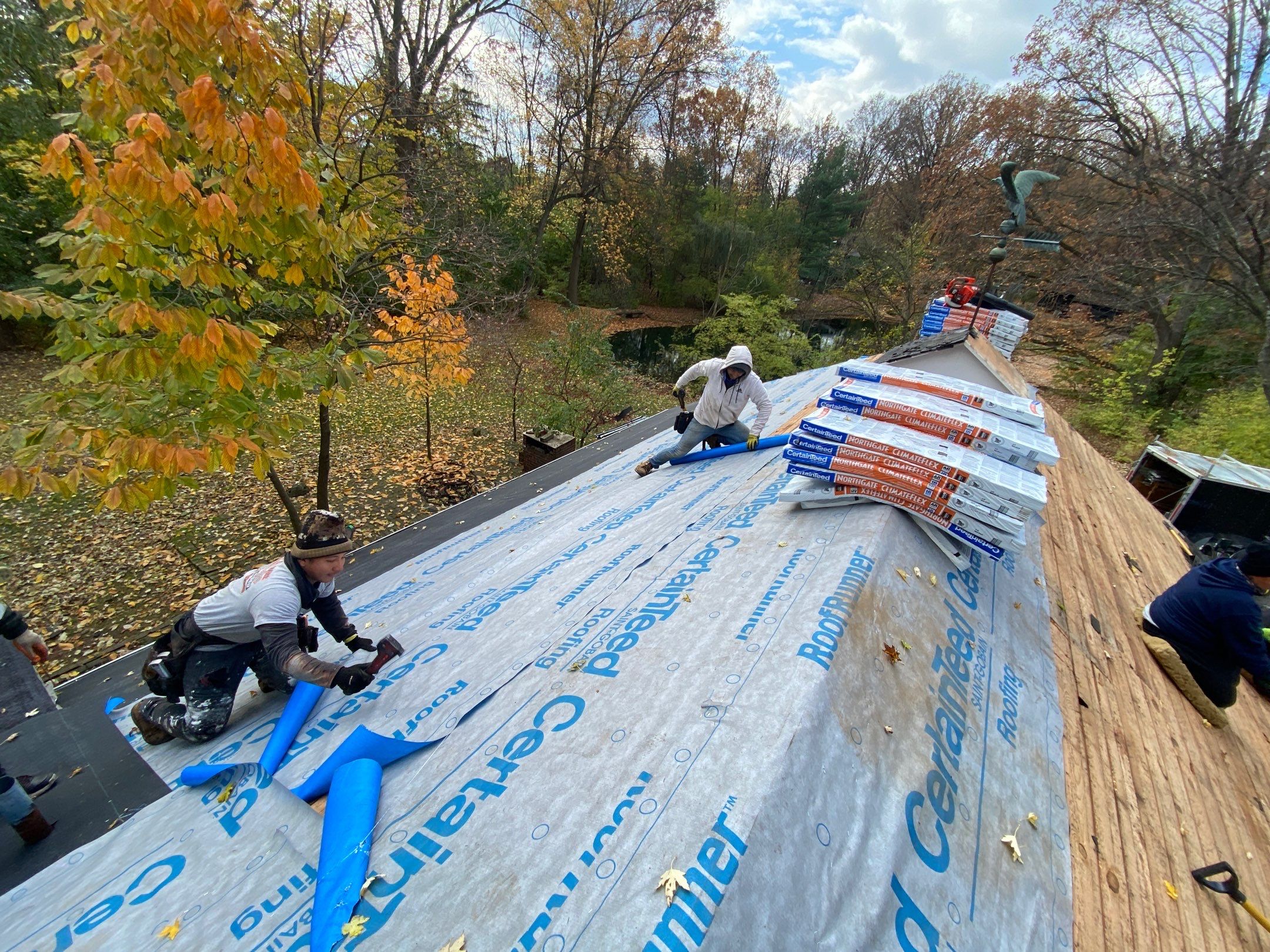 Roof Replacement using CertainTeed Landmark by 180 Contractors