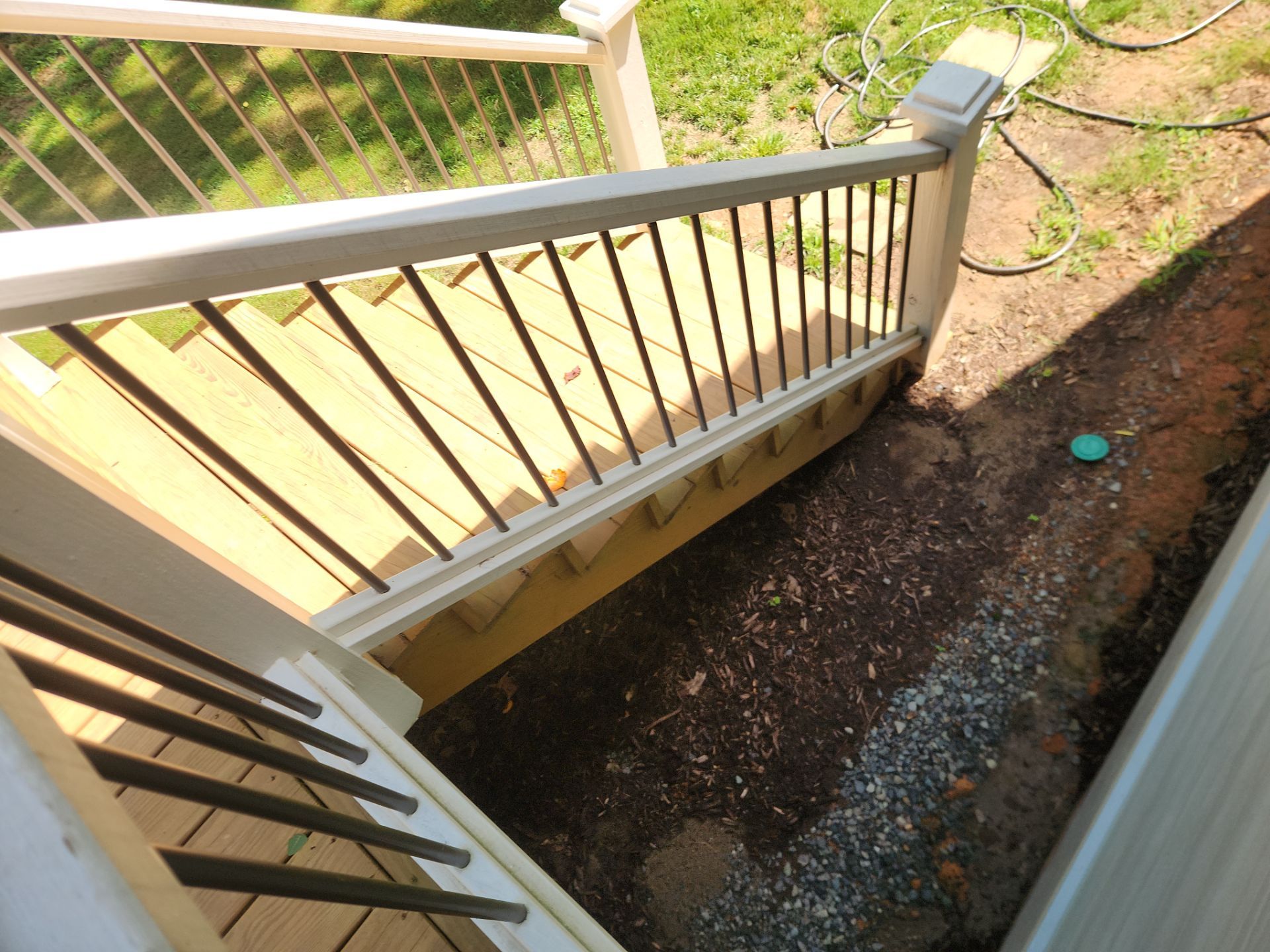 Wood Deck using Wood Sealant by DuraSeal