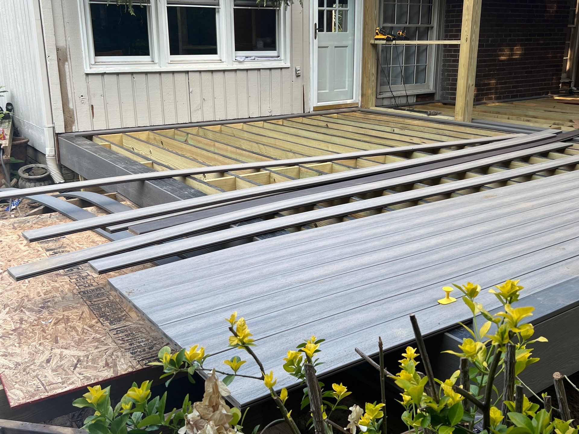 Burntleaf - Screen Porch by Pillar and Pine