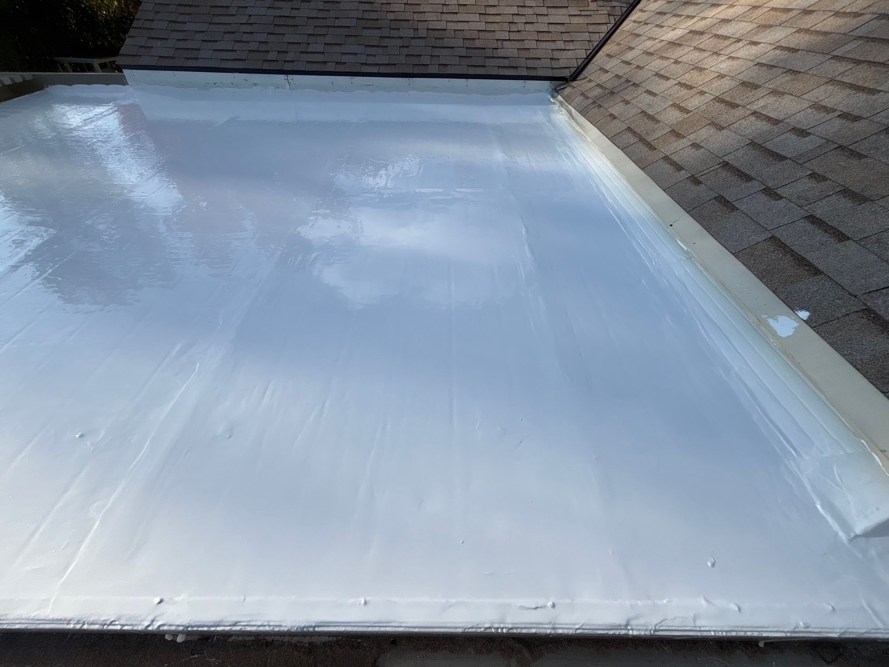 Mission Viejo, CA Sunroom | Roof Silicone Restoration by Zenith Roofing Services