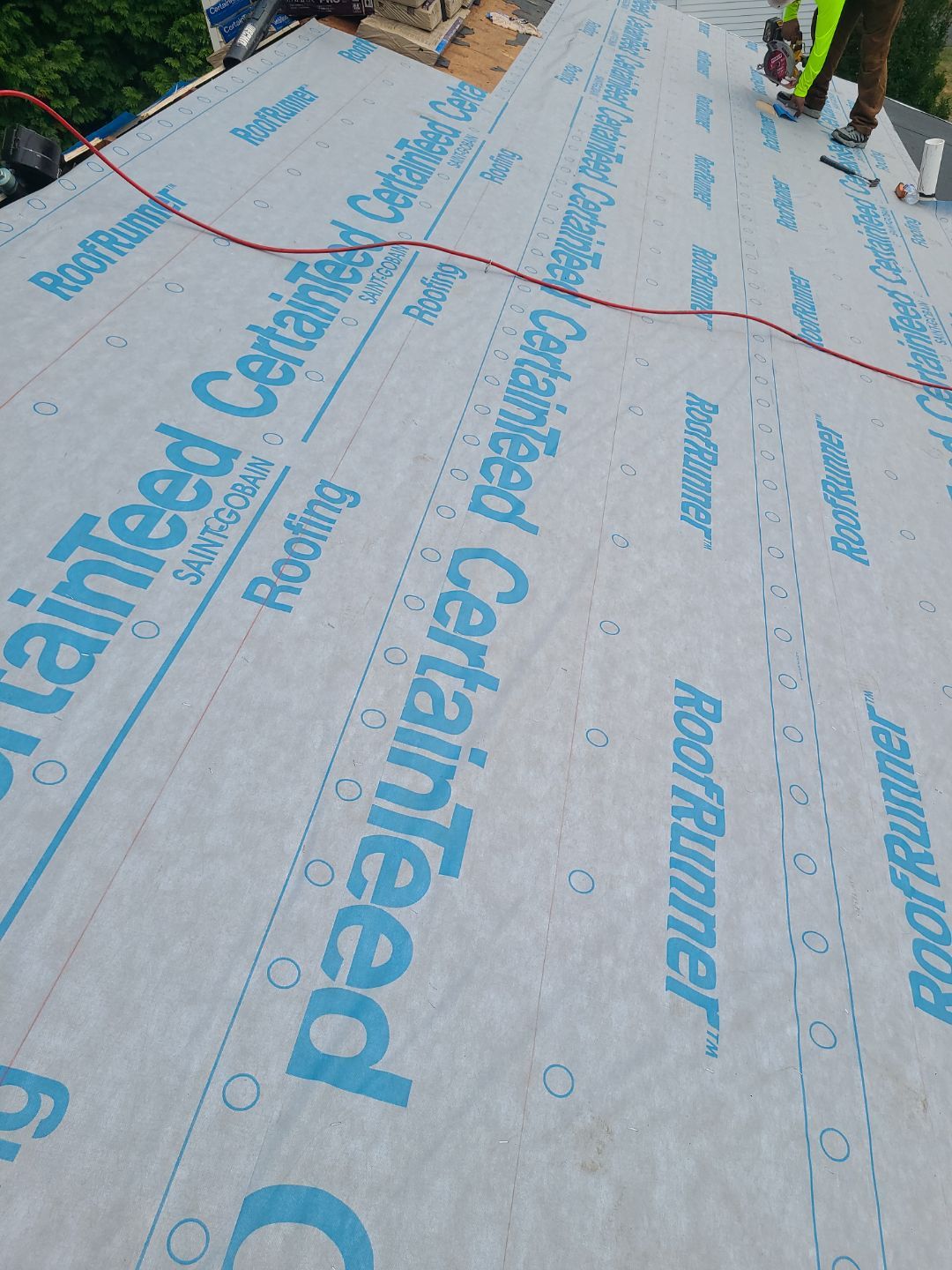 Falls Church: CertainTeed Landmark Pro Designer Shingles in Max Def Pewterwood by RM Banning, Inc.