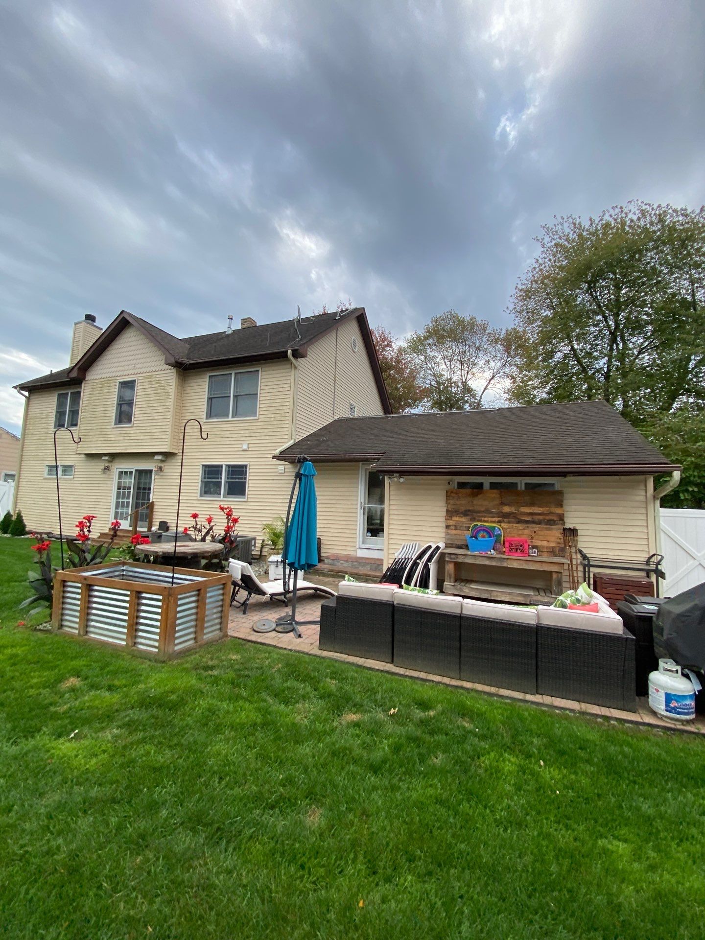Estate Gray Shingles by Reimagine Roofing