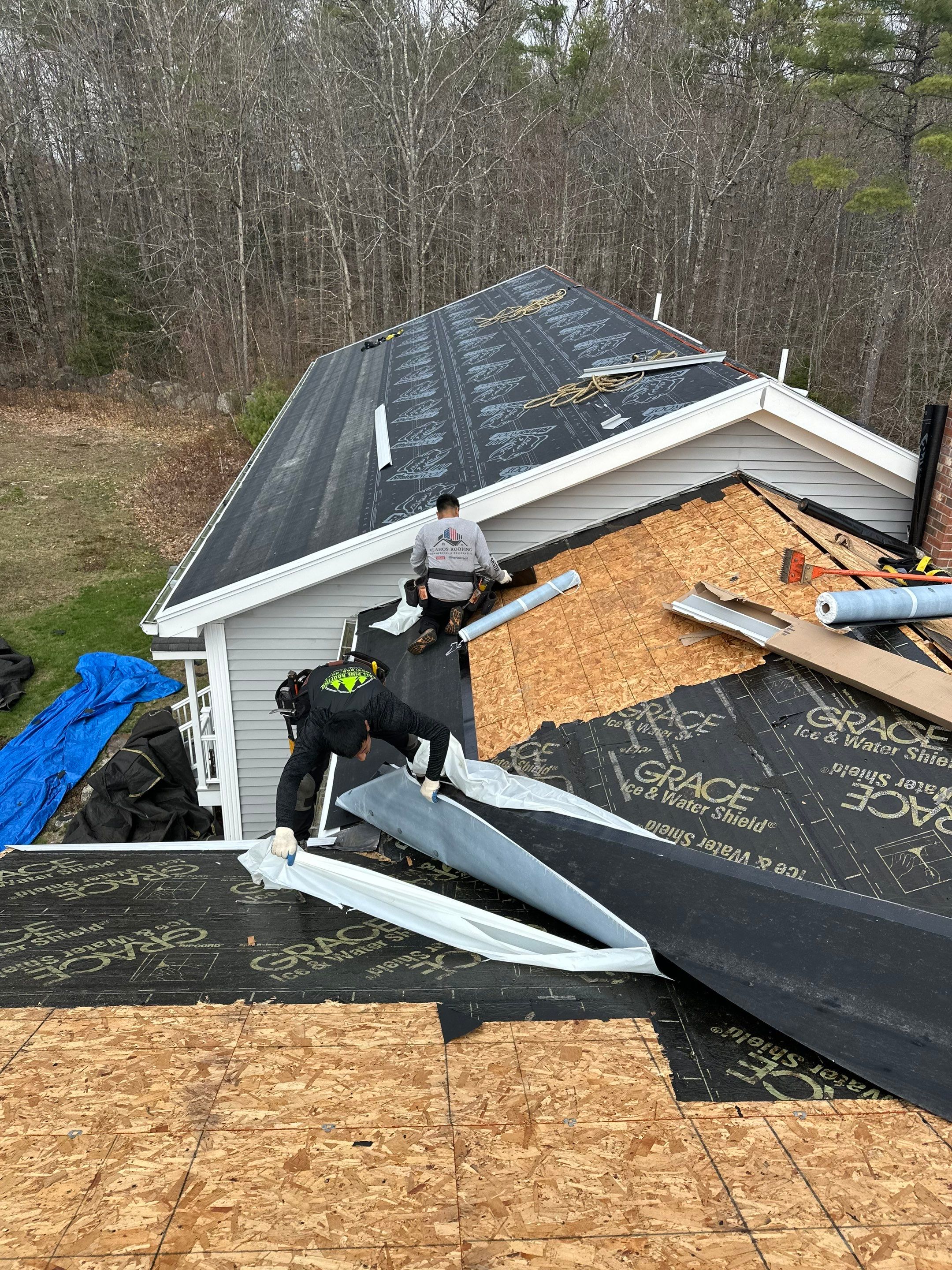 🏡 Multi-Story Roof Installation – Raymond, NH by Tall pine roofing
