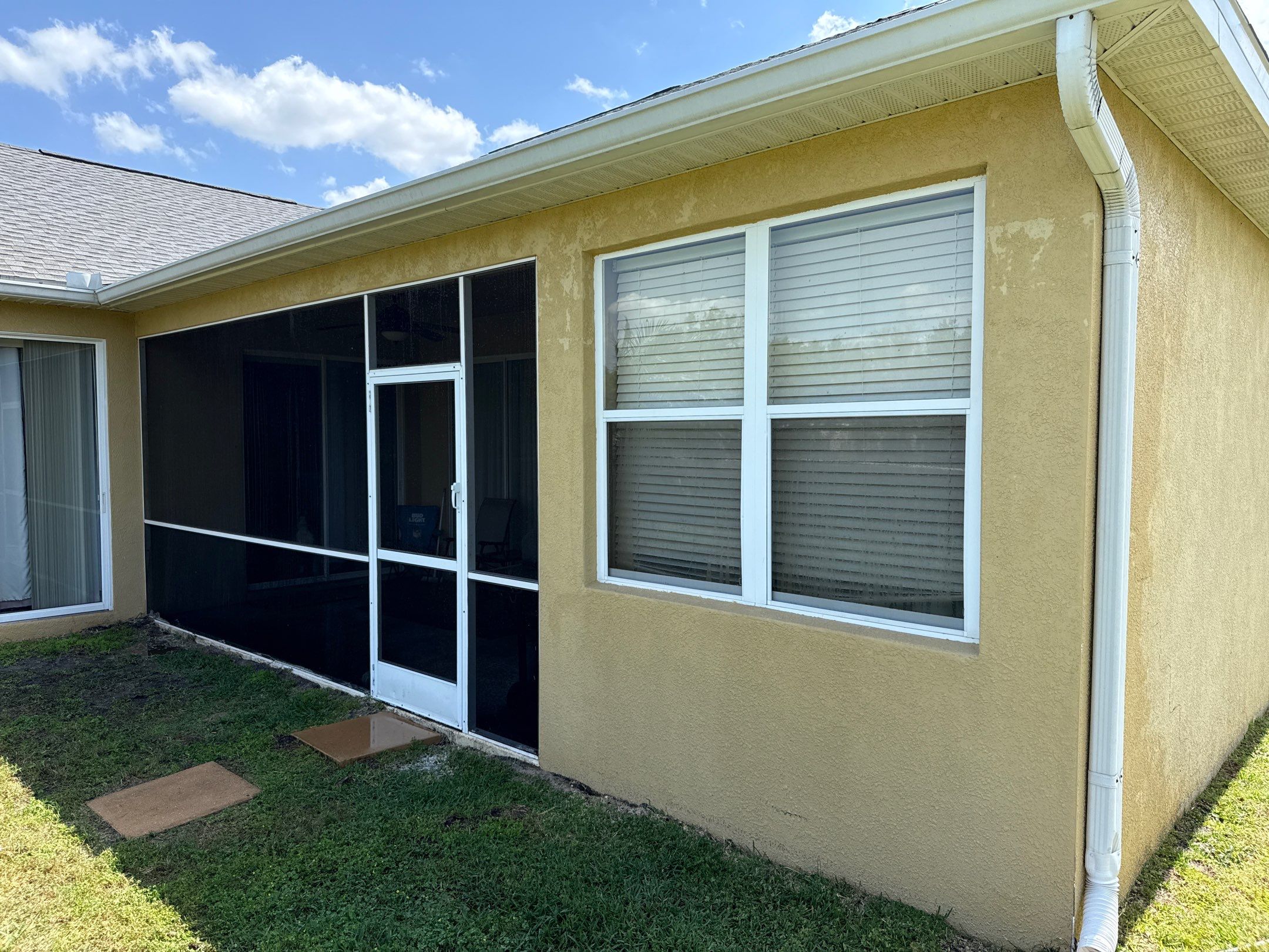 Driveway & Rear Wall Soft Wash | Lexington Community | Parrish, FL | Sunshine AquaWash by Sunshine AquaWash