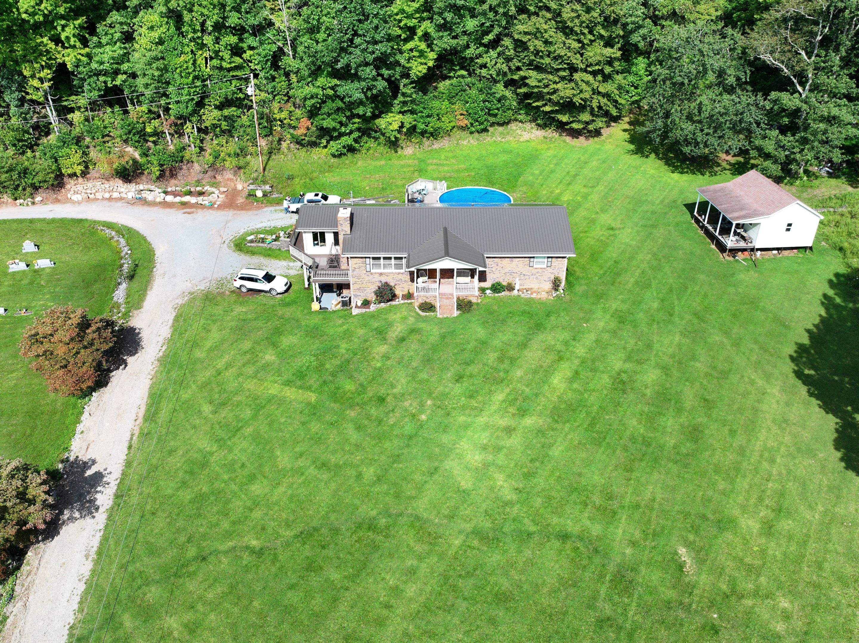Whisenhunt Residence by Omnia Roofing