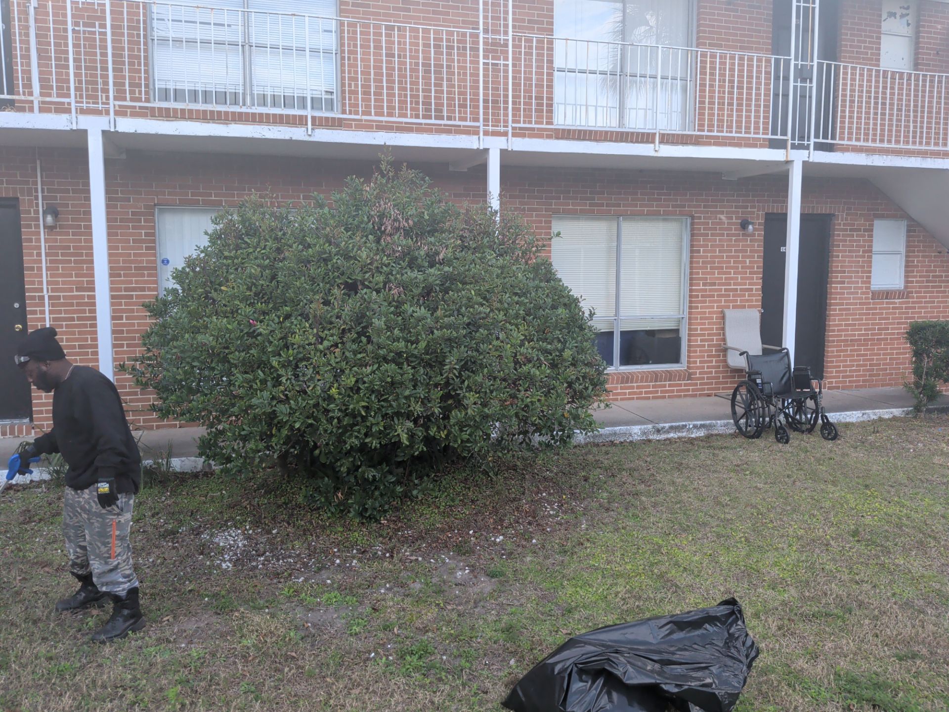 Apartment Landscape Cleanup & Ongoing Grounds Maintenance — Cimarron Apartments (Arlington) by Harmoni Home Services