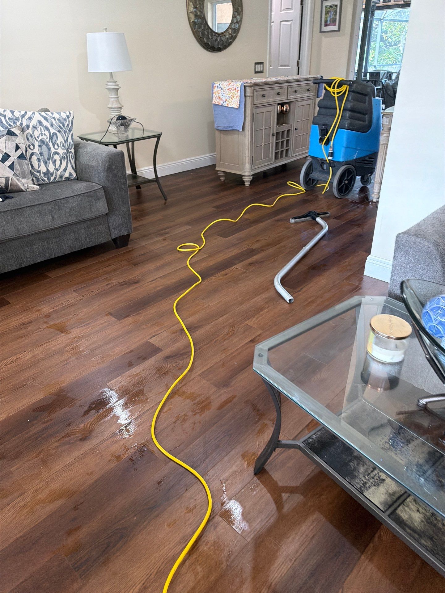 Emergency Water Extraction and Wood Floor Drying in Royal Palm Beach by SuperClean