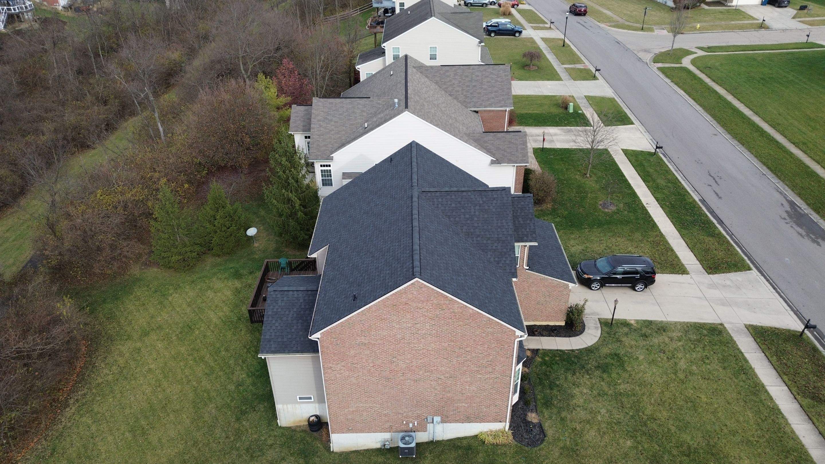 Liberty Township - Pristine Black by Tamlin Roofing