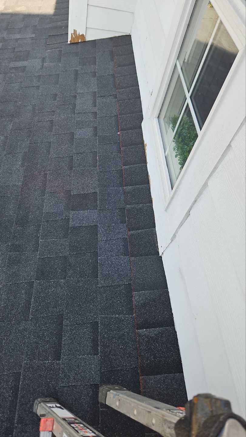 Residential Roofing Installation using Owens Corning® Oakridge Onyx Black by Indigo State Roofing