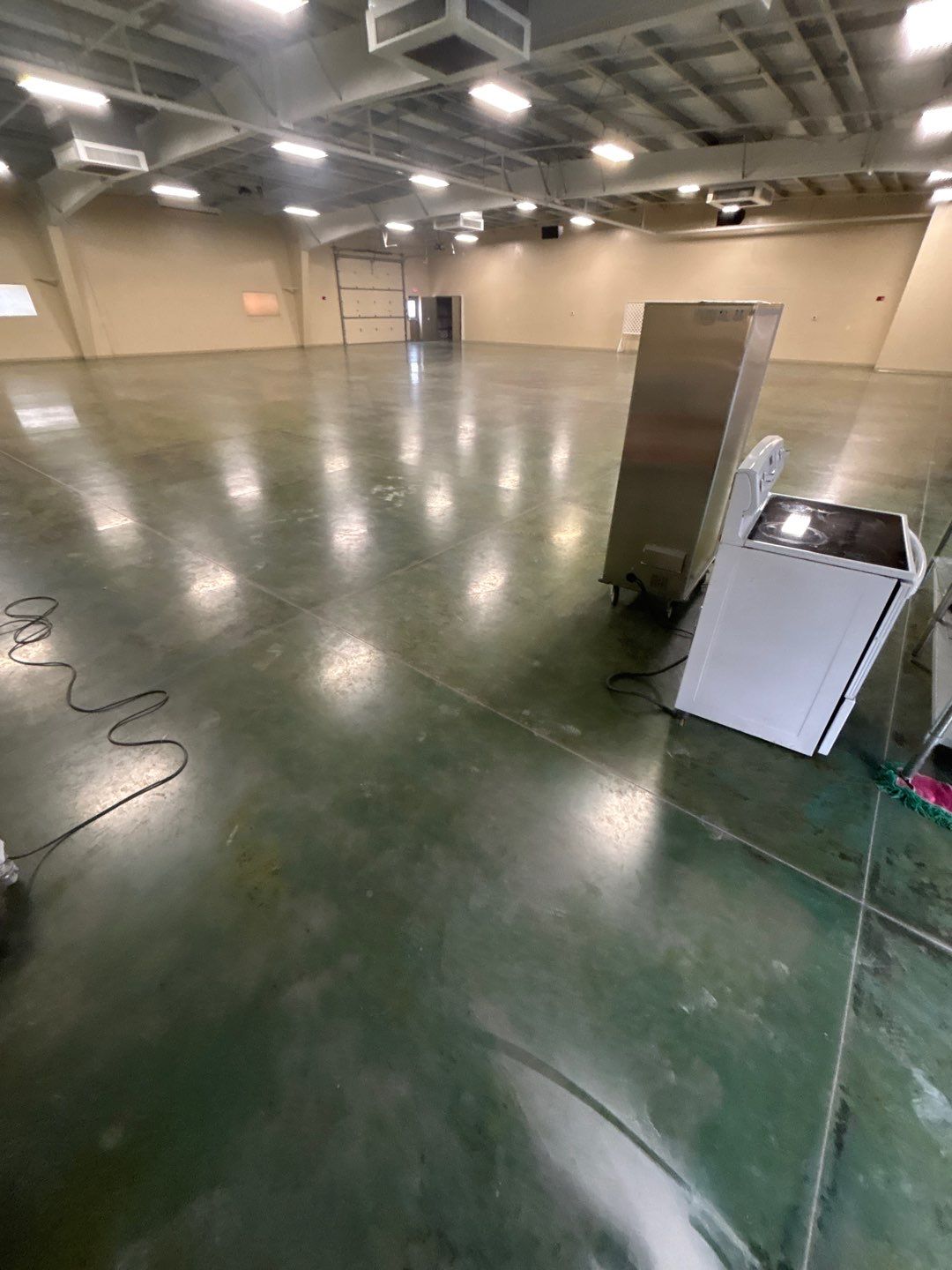 Rae’s Creek by Granite Garage Floors