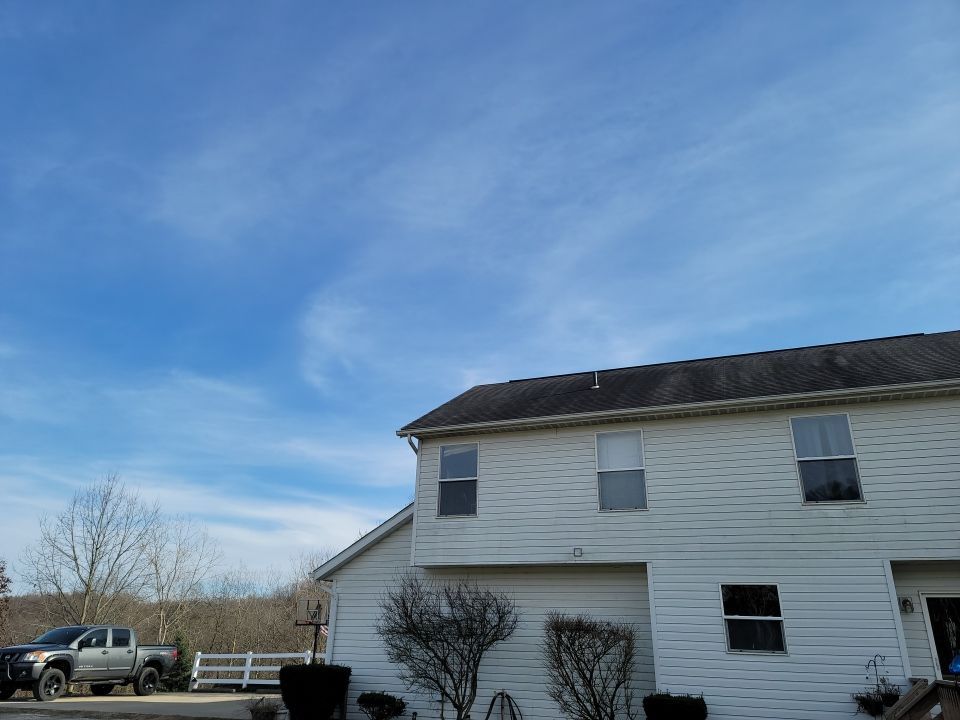 ATLAS PINNACLE COLOR: BLACK SHADOW DRIP EDGE: WHITE by Eagle Eye Roofing