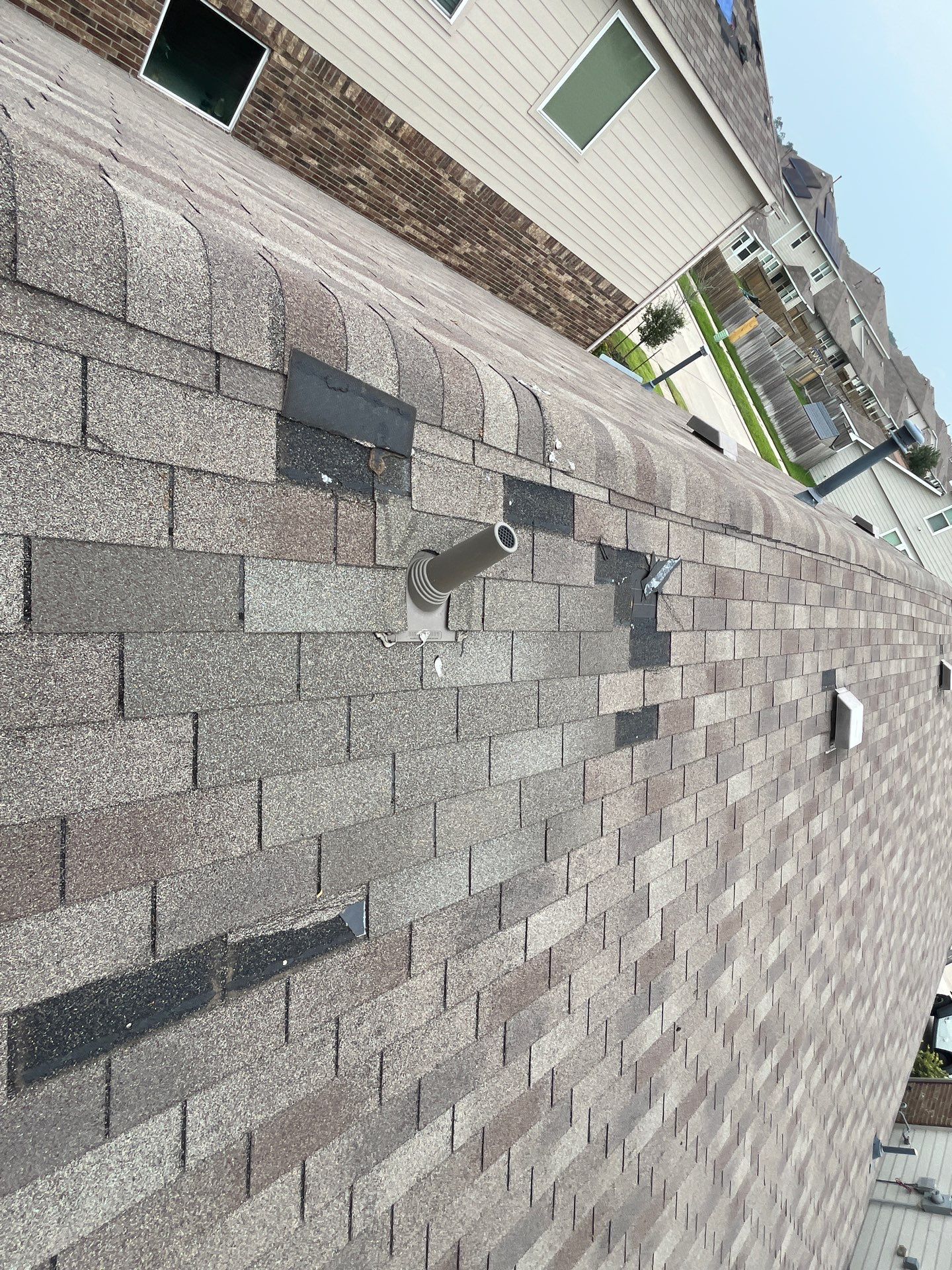 Hail Damage using Owen's Corning Duration (Lifetime) Shingles by Roof Repair Company