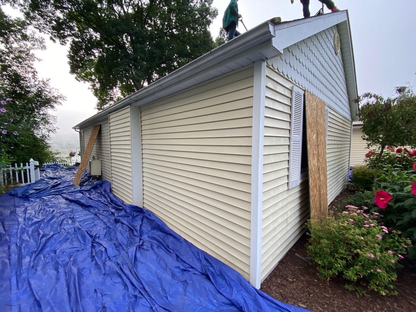 Roof Replacement using CertainTeed Landmark by 180 Contractors