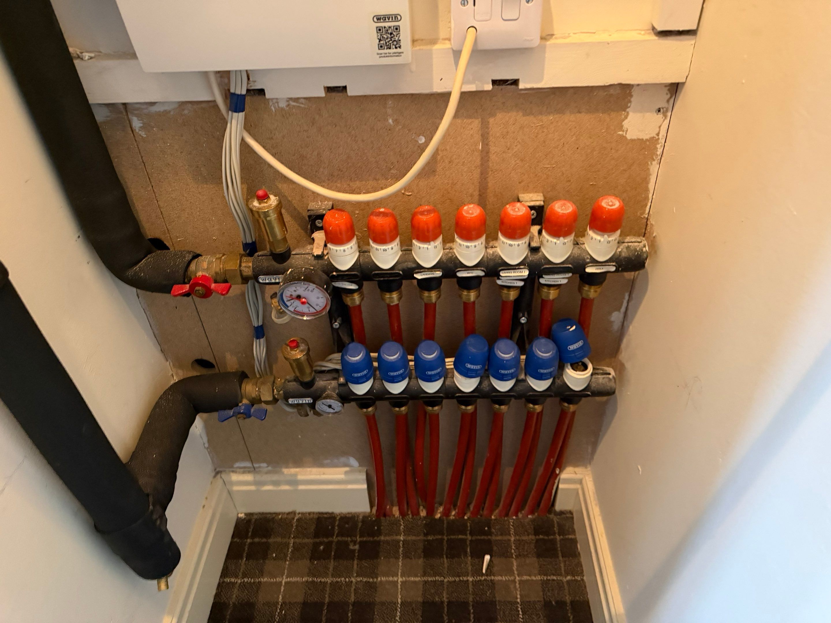 🏡 Holiday Let Heating — Fully Controlled From Your Phone 📲♨️ by Elite Services Group Ltd