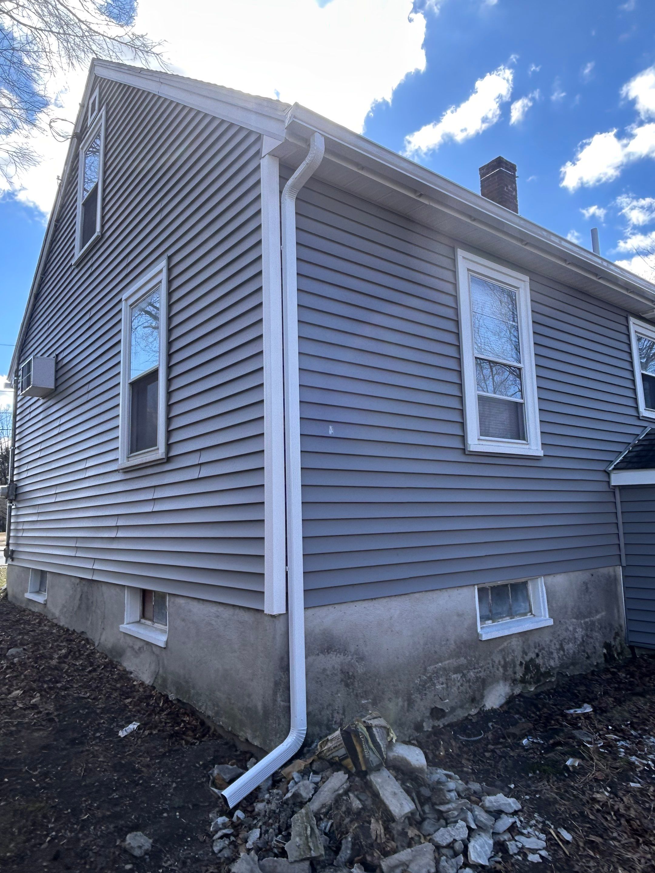 5" K-Style Seamless Aluminum Gutter Installation in Lawrence, MA – Full System Replacement by Mighty Dog Roofing of Greater Middlesex County