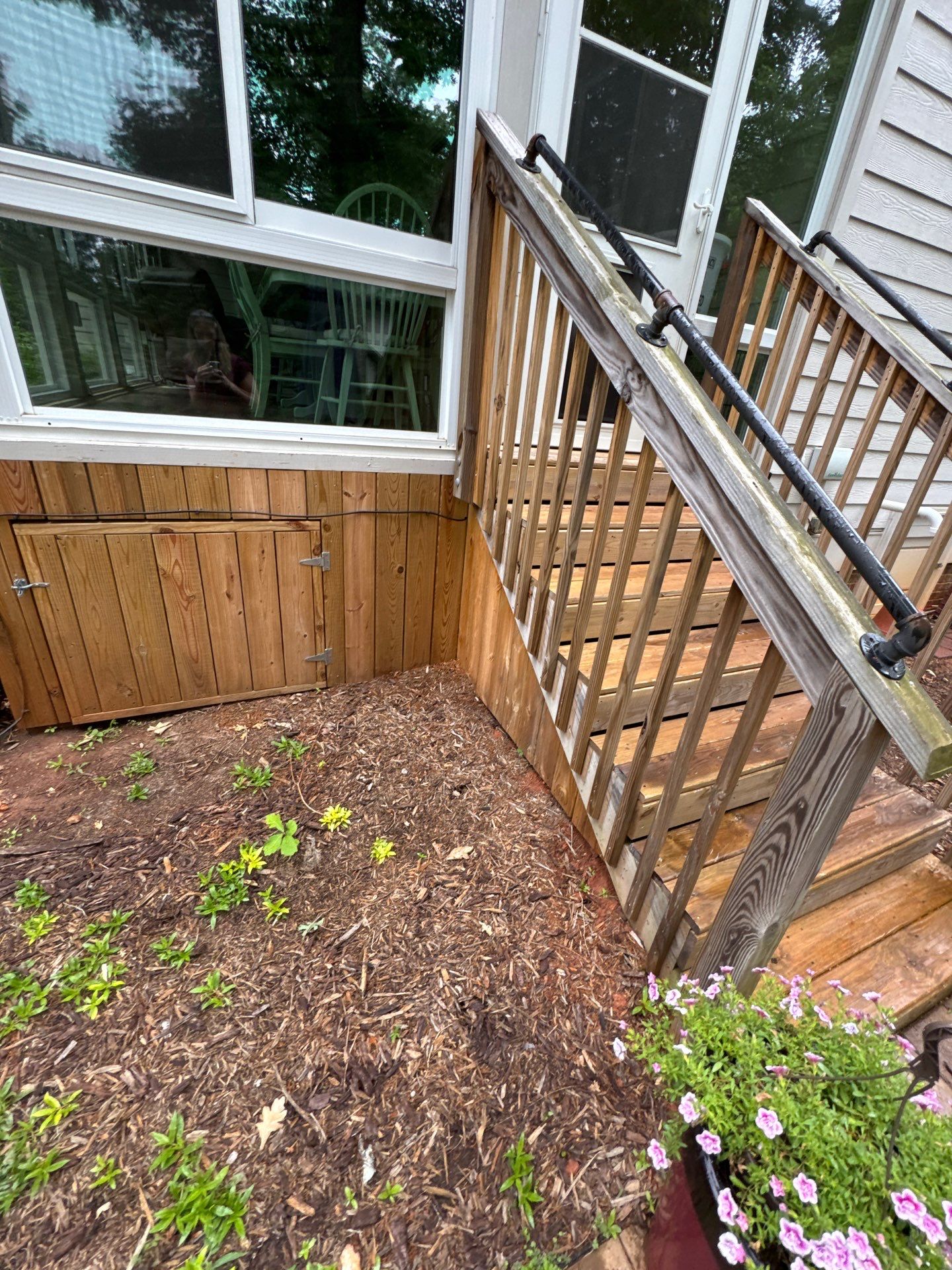 Wood Siding using Wood Sealant by DuraSeal