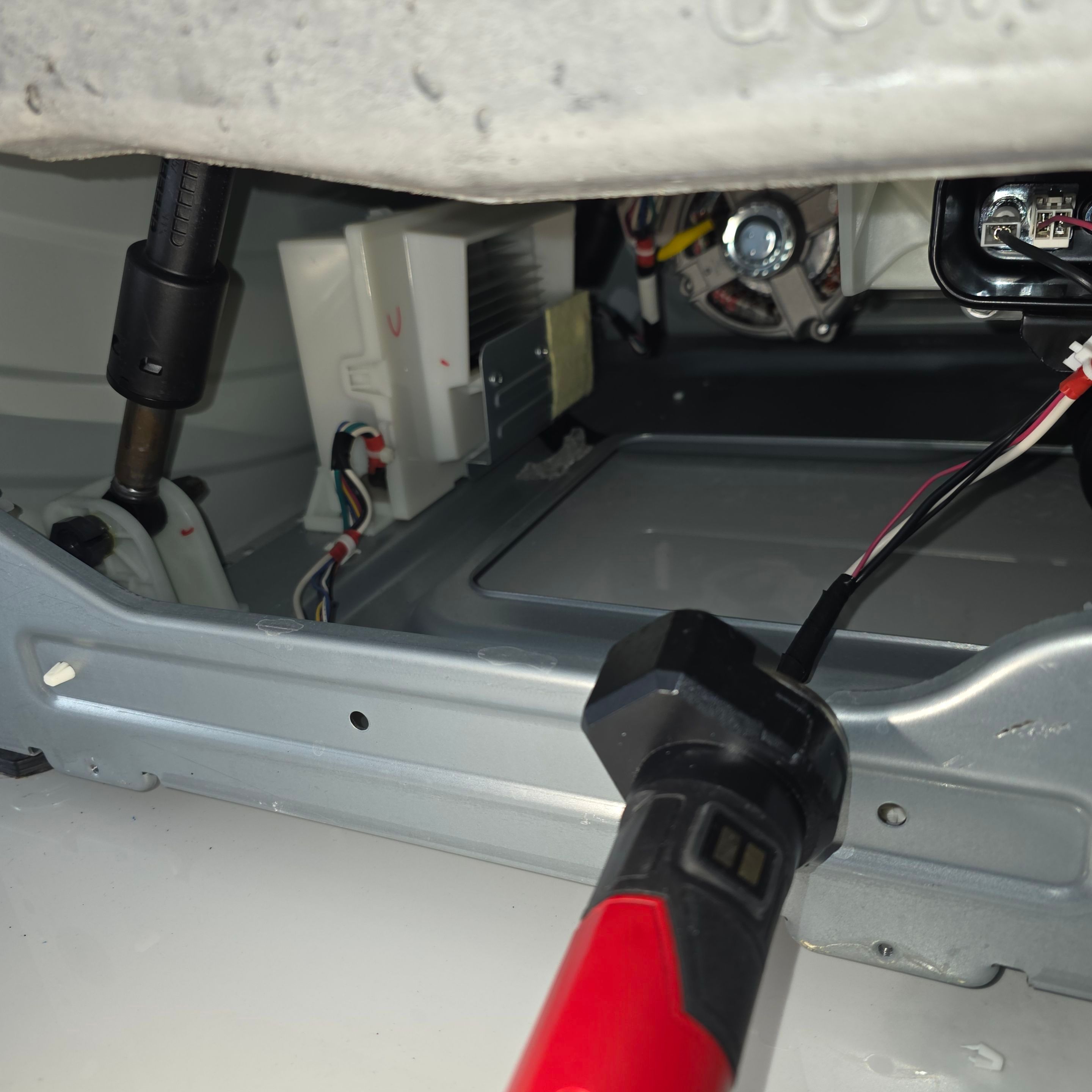 GE Washing Machine Repair and Component Replacement in Tavares by AMB-WORKS APPLIANCE REPAIR