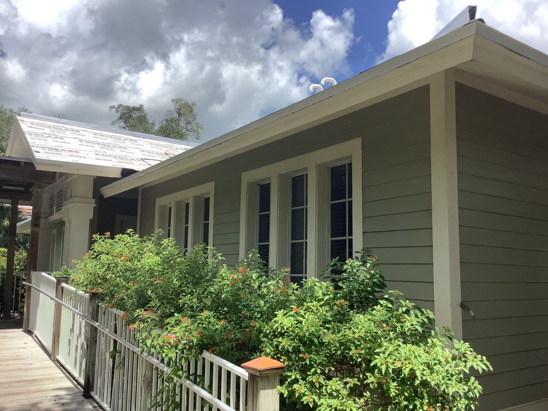 7-Inch Smooth Box Seamless Gutters using smooth box gutters in Fort Myers FL by Gutter Professors