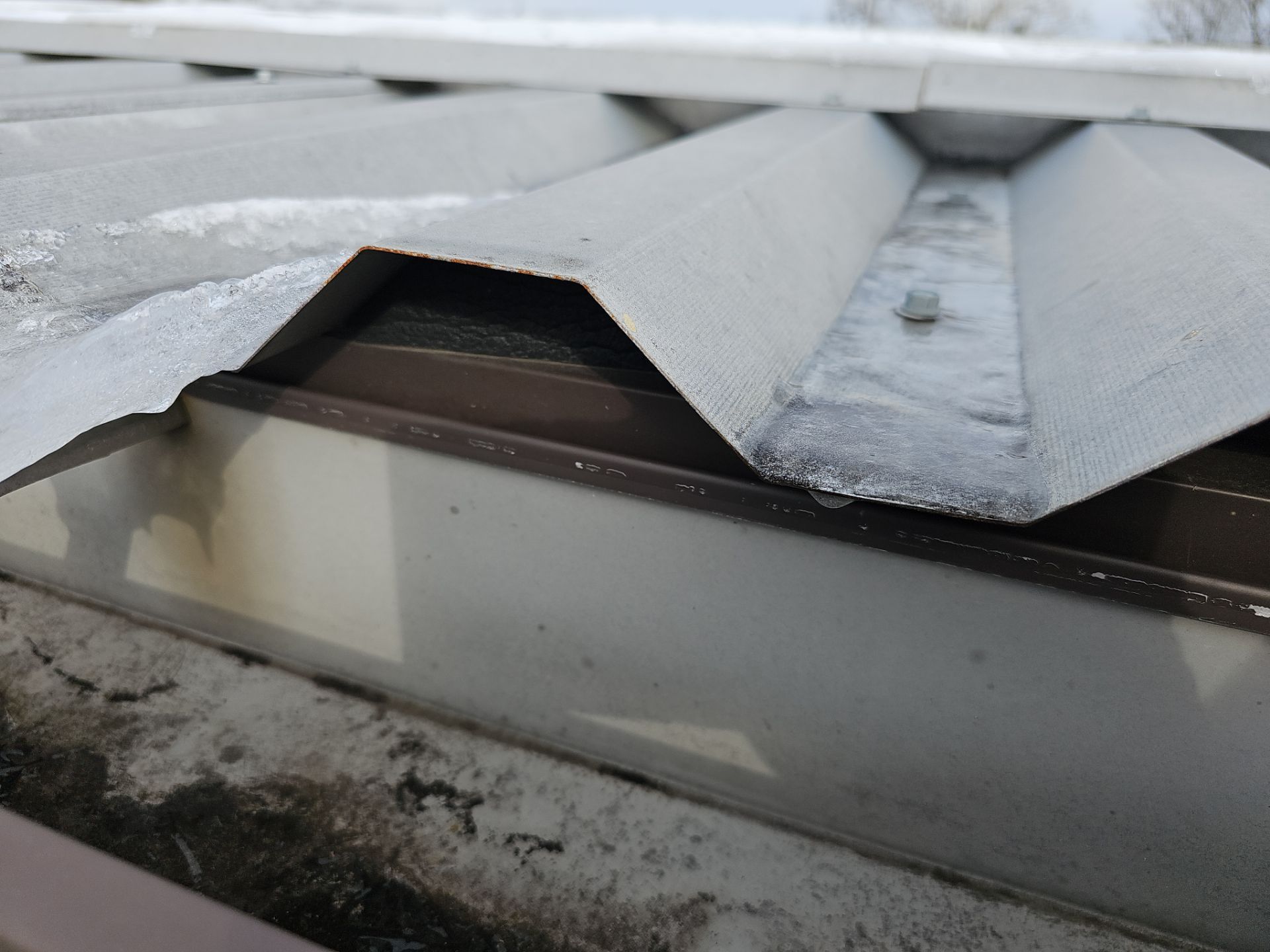 HP Starr For Lezzer Lumber  by 768 ROOF, LLC.