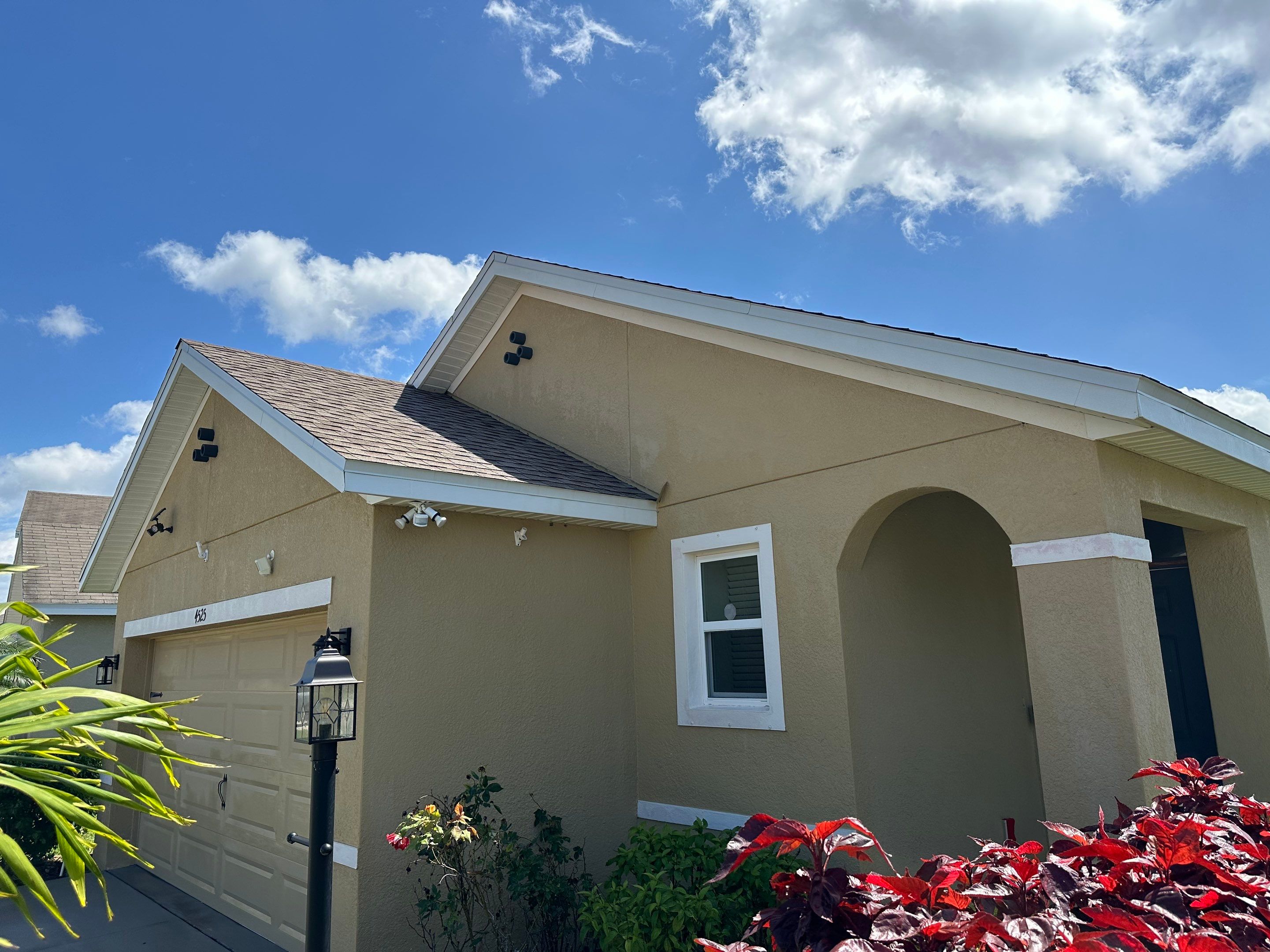 1-Story House Wash in Willow Walk Community, Palmetto, FL | Sunshine AquaWash by Sunshine AquaWash