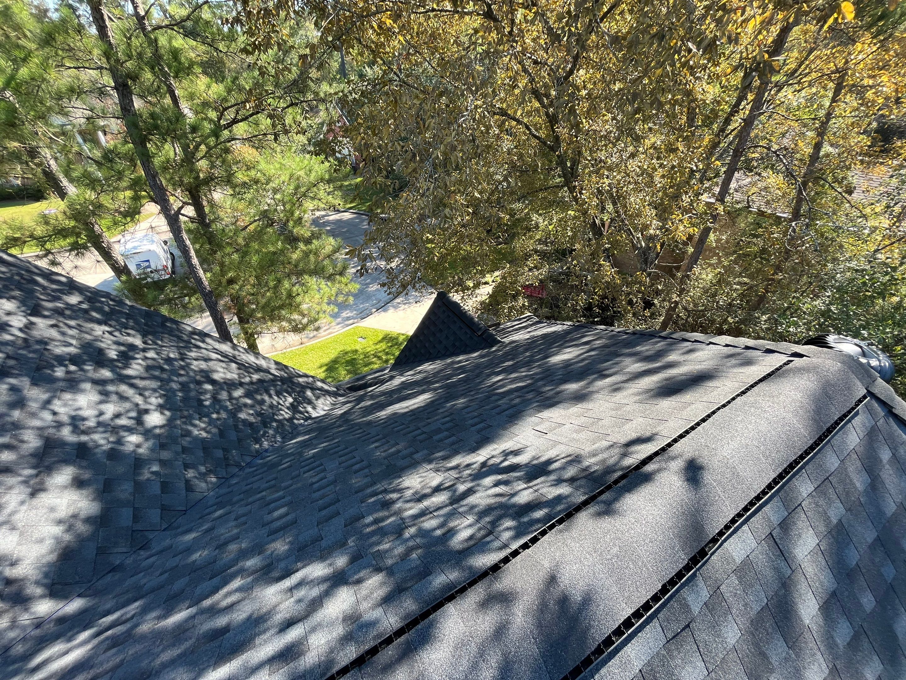 GAF HDZ - Charcoal by Elite Roofing LLC