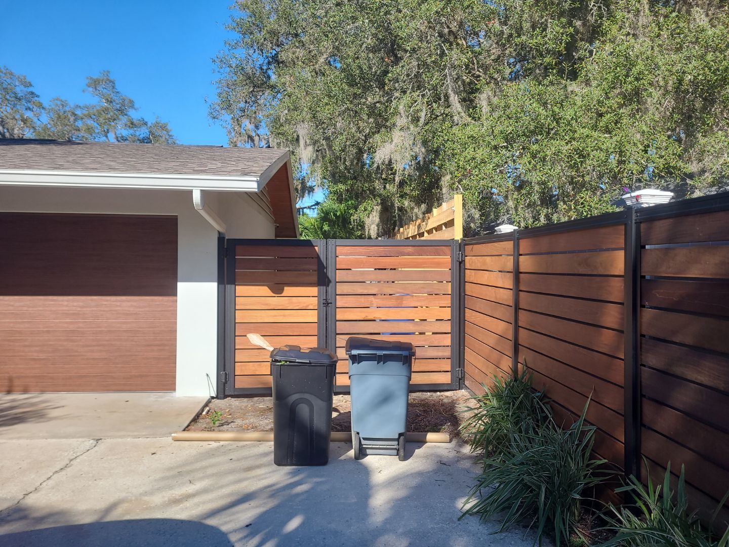 2319 Oak Terrace  by H&Y Fence