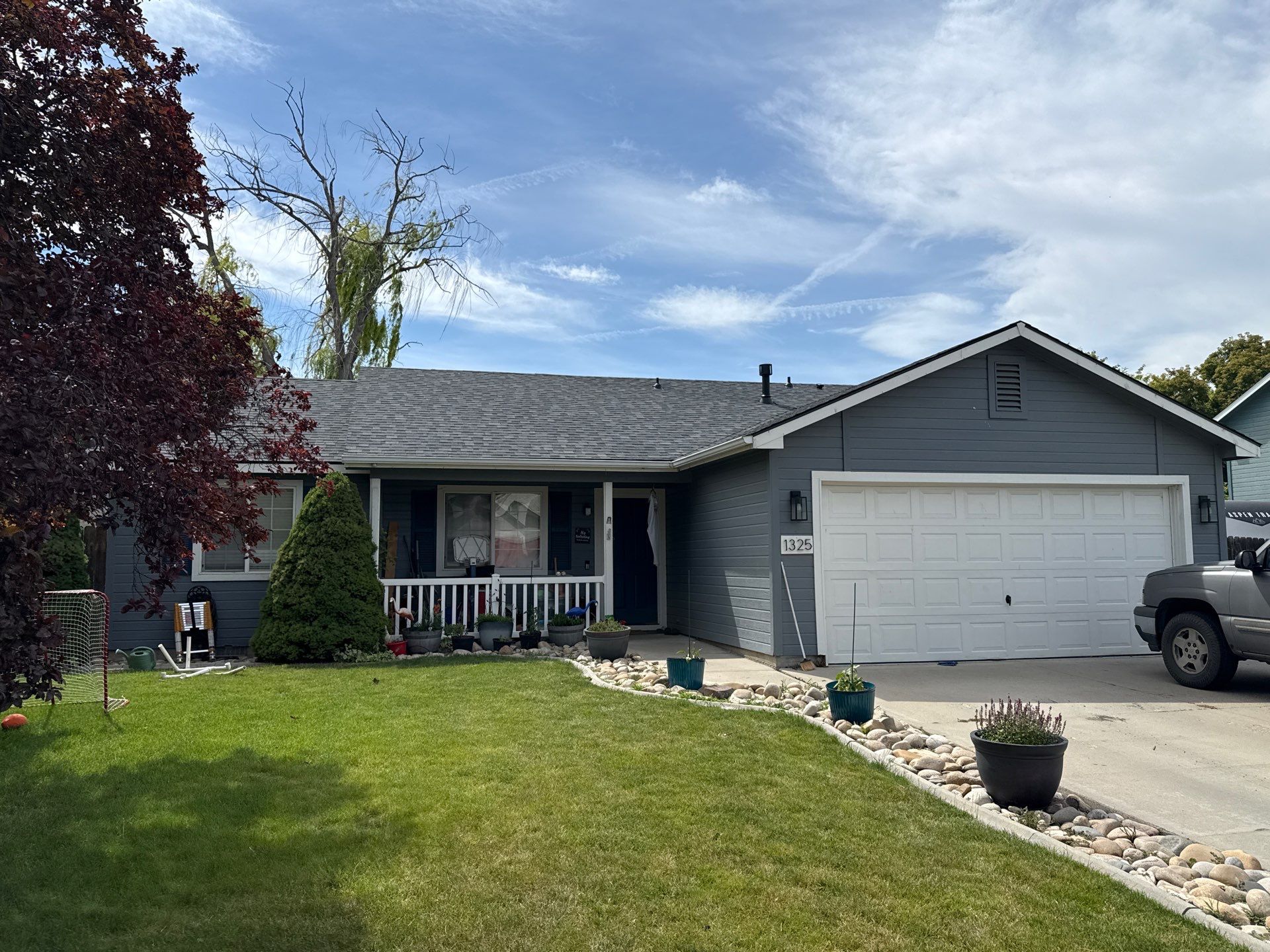 Kuna Residential Roof Replacement Featuring Gray Architectural Shingles by Olive Roofing