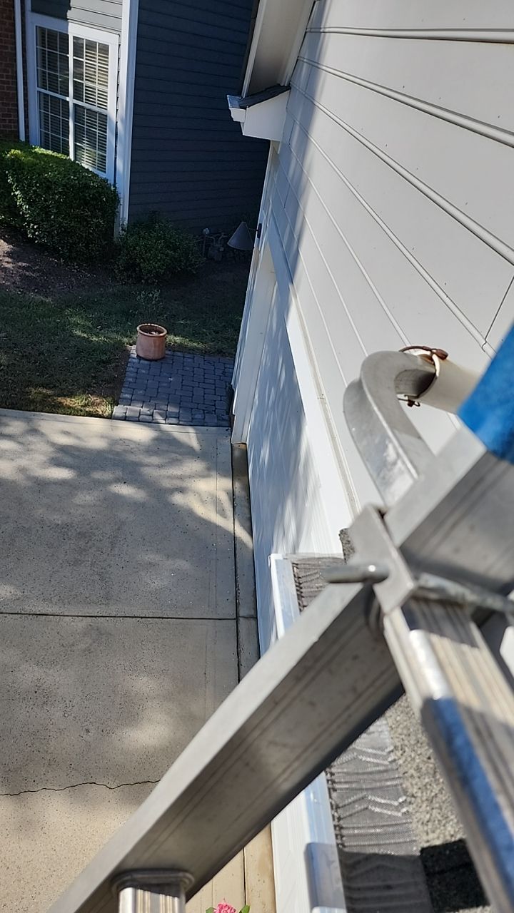 House Wash using cleaner by Power Wash Masters LLC