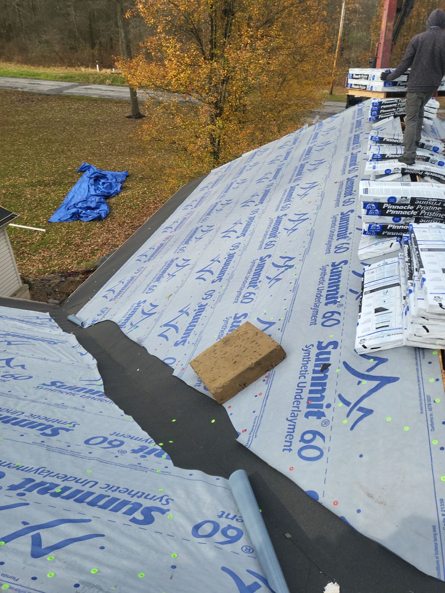 ATLAS PINNACLE COLOR: BURNT HICKORY DRIP EDGE: ROYAL BROWN by Eagle Eye Roofing
