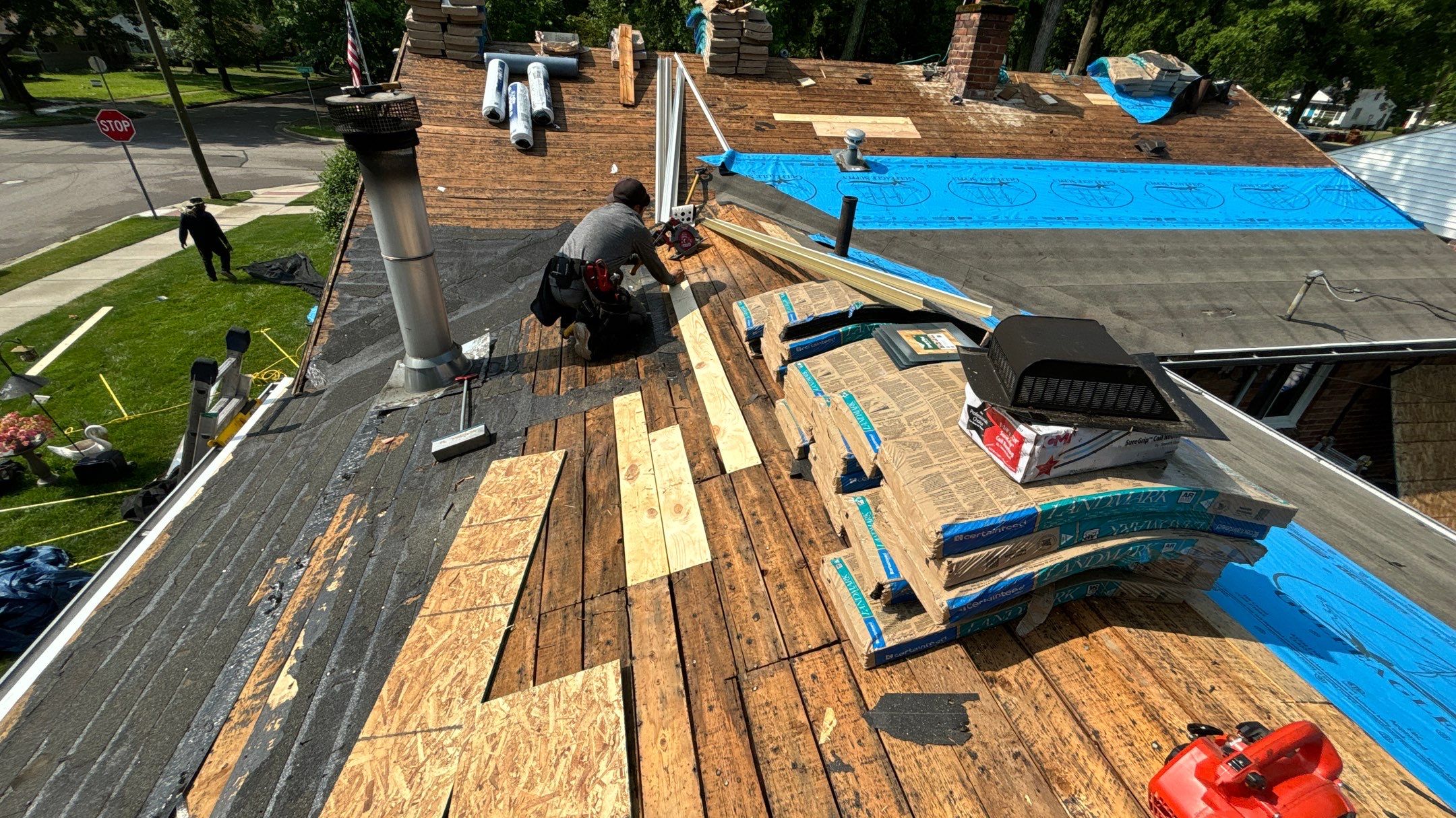 Roof Replacement using CertainTeed Landmark by 180 Contractors