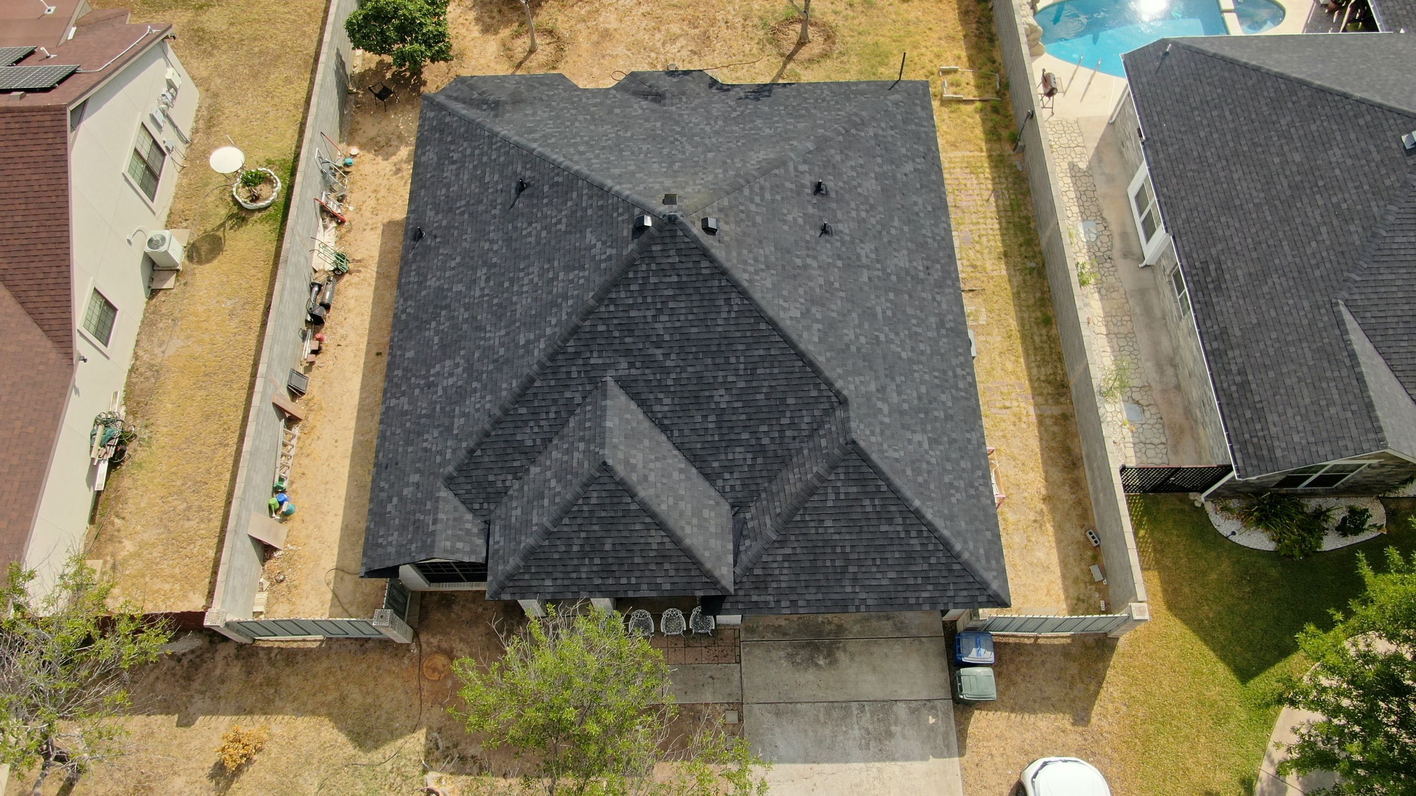 Residential Roofing Installation using Owens Corning - Oakridge by JM Flores Roofing & Construction, Inc