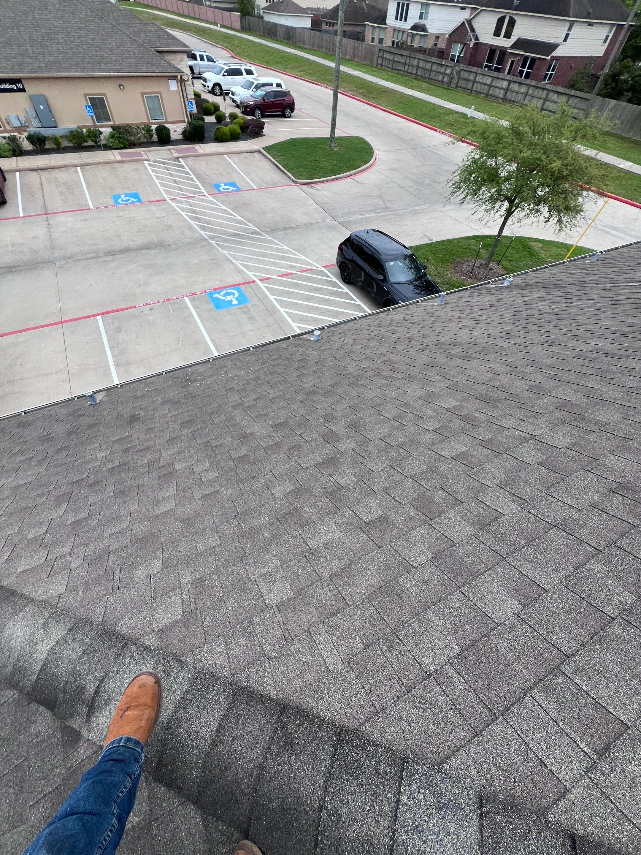 Residential Roofing Repair using Owen's Corning Duration (Lifetime) Shingles by Roof Repair Company