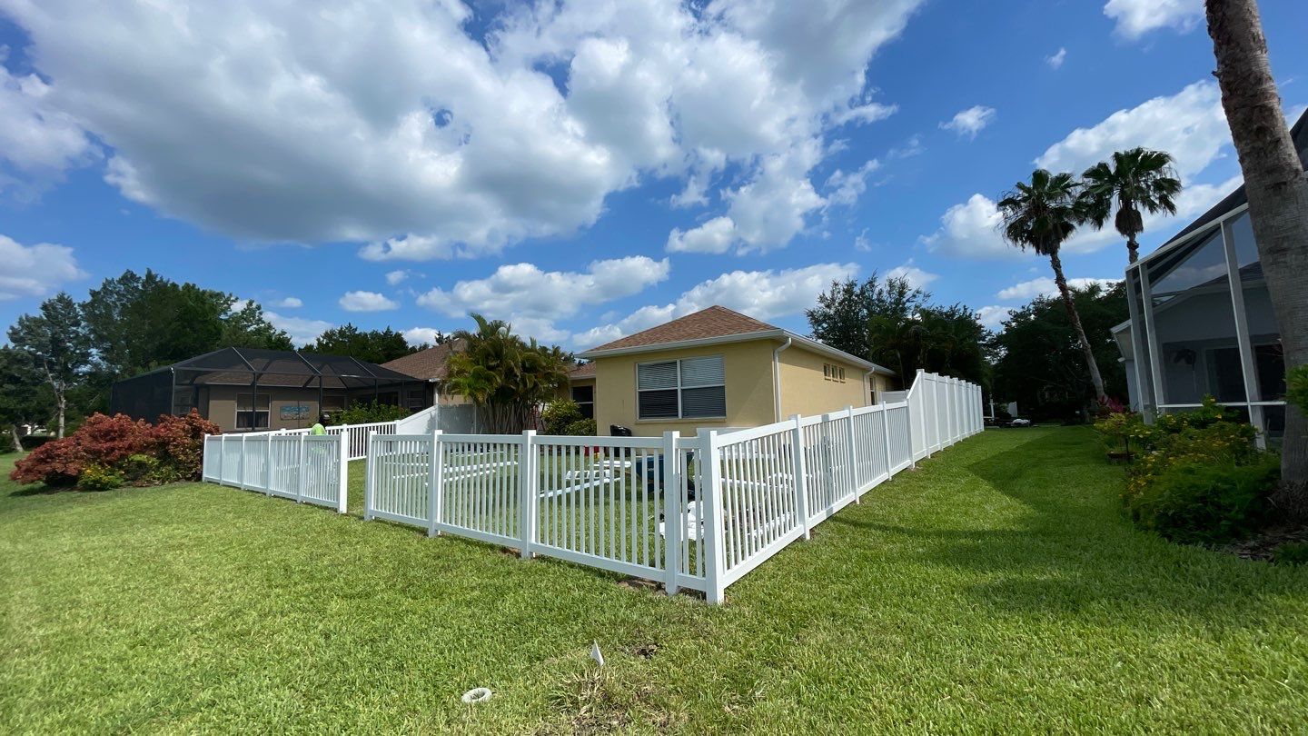 Lakewood Ranch, FL White Vinyl Privacy & Picket Fence by Asap fence and gates, LLC