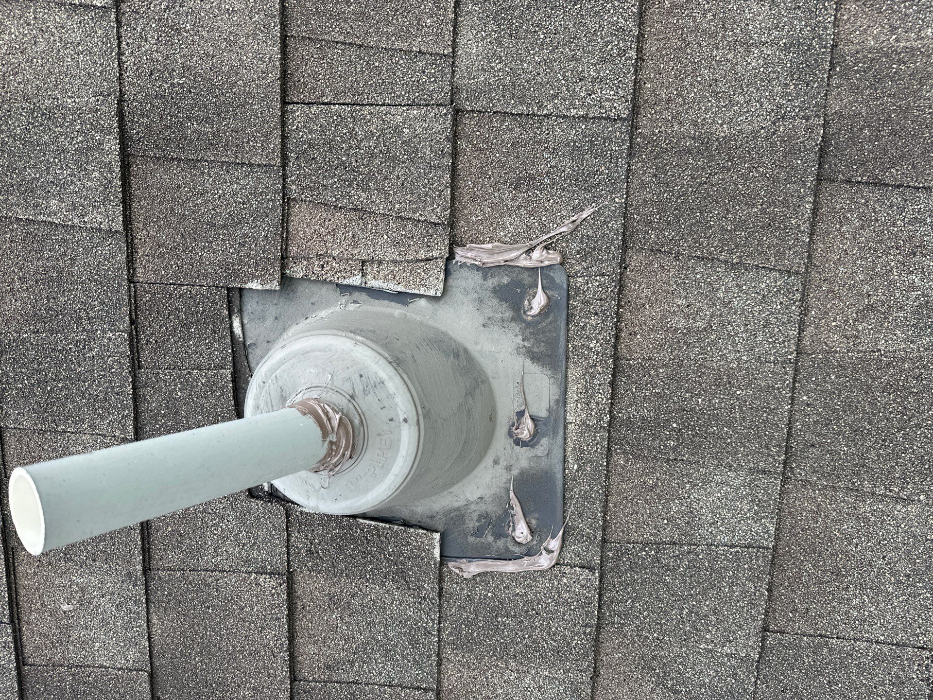 Residential Roofing Installation using Owen's Corning Duration (Lifetime) Shingles by Roof Repair Company