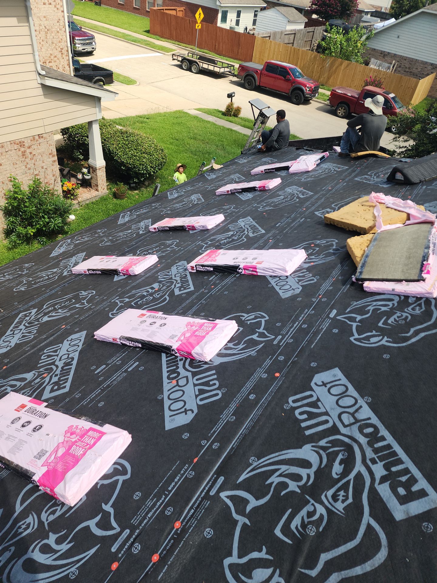 Residential Roof Installation using Owen's Corning Duration (Lifetime) Shingles by Roof Repair Company