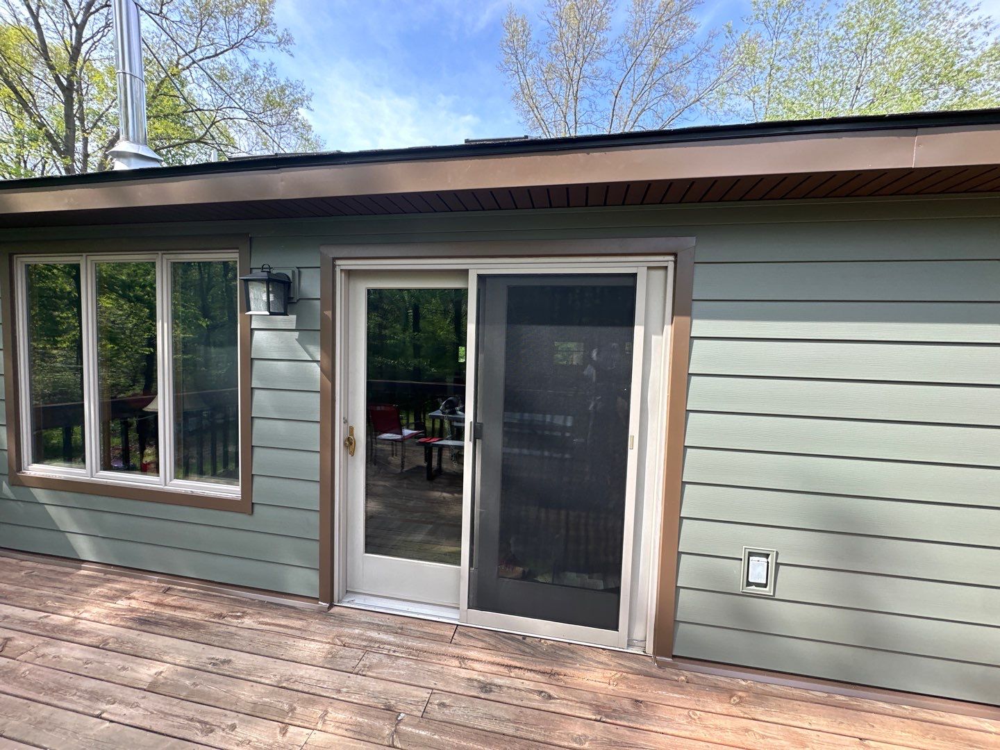 Siding Replacement using Alside S7 Cedar Mill Grain Composite by 180 Contractors