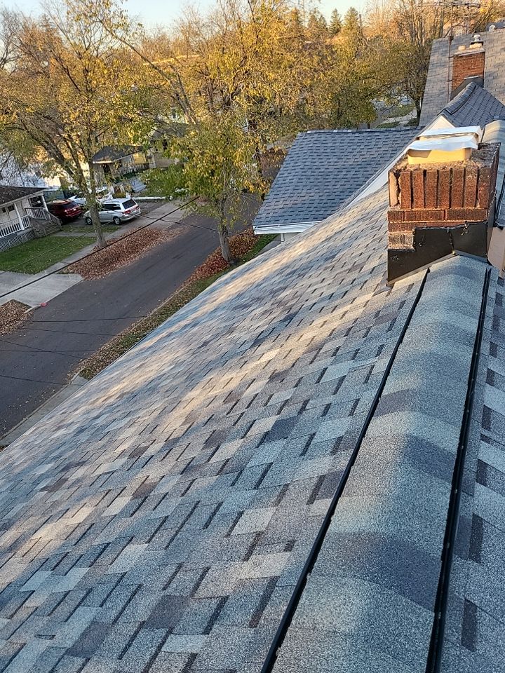 ATLAS PINNACLE PRISTINE COLOR: HEARTHSTONE DRIP EDGE: BLACK by Eagle Eye Roofing