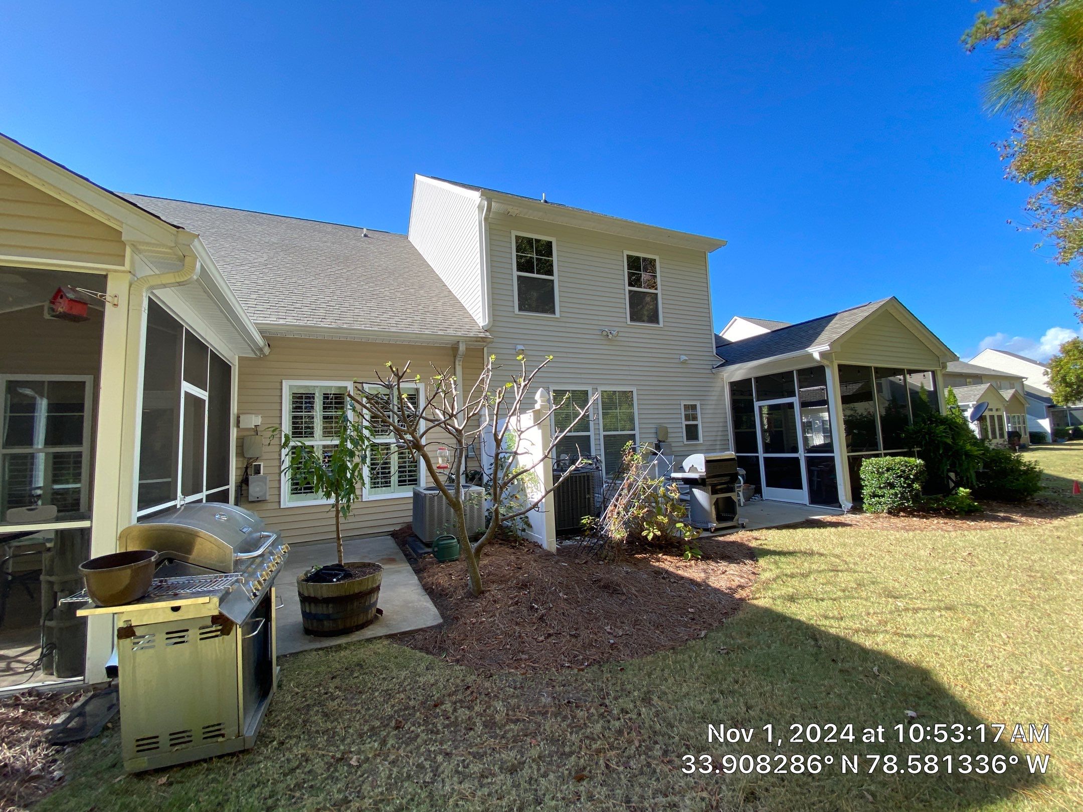 GAF HDZ - Weathered Wood by Linta Roofing Inc